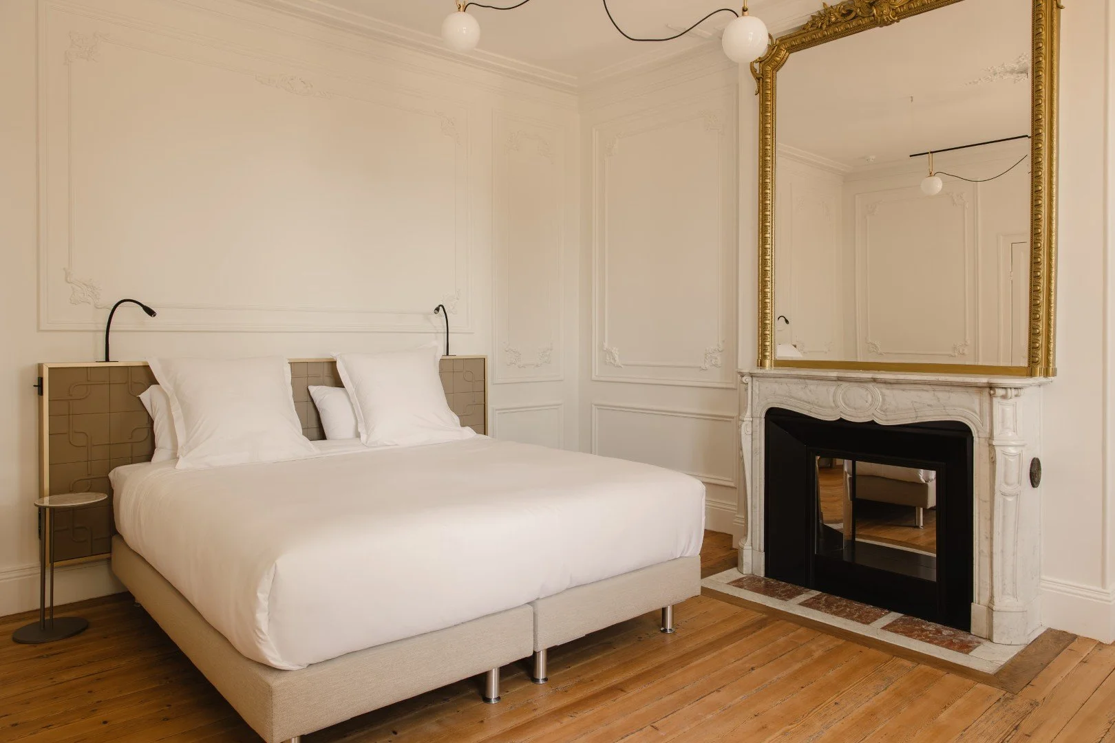 mansion in france bedroom