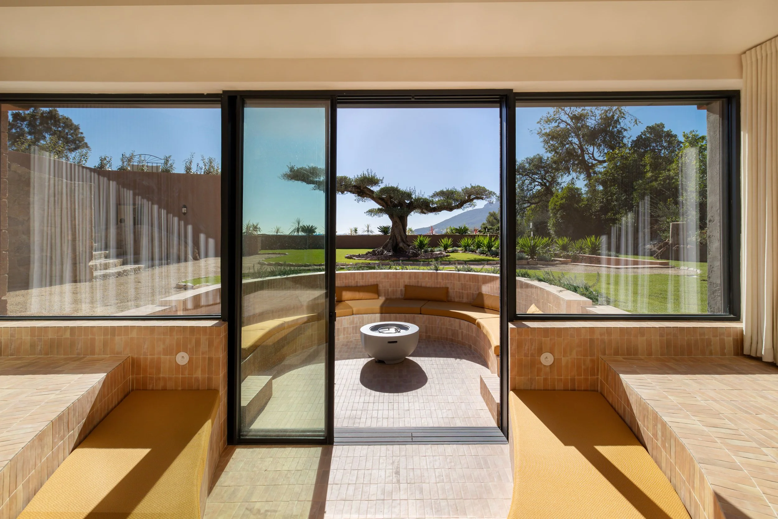 mansion in France bedroom with terrace