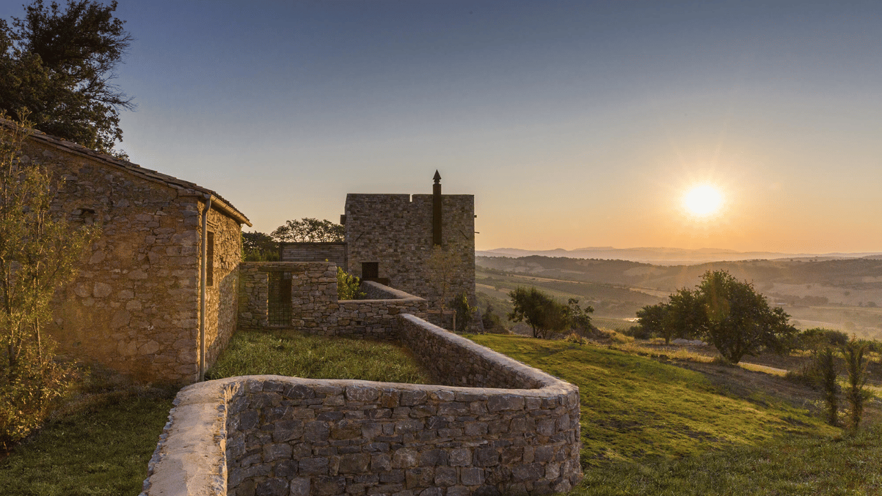 how to plan a destination wedding​