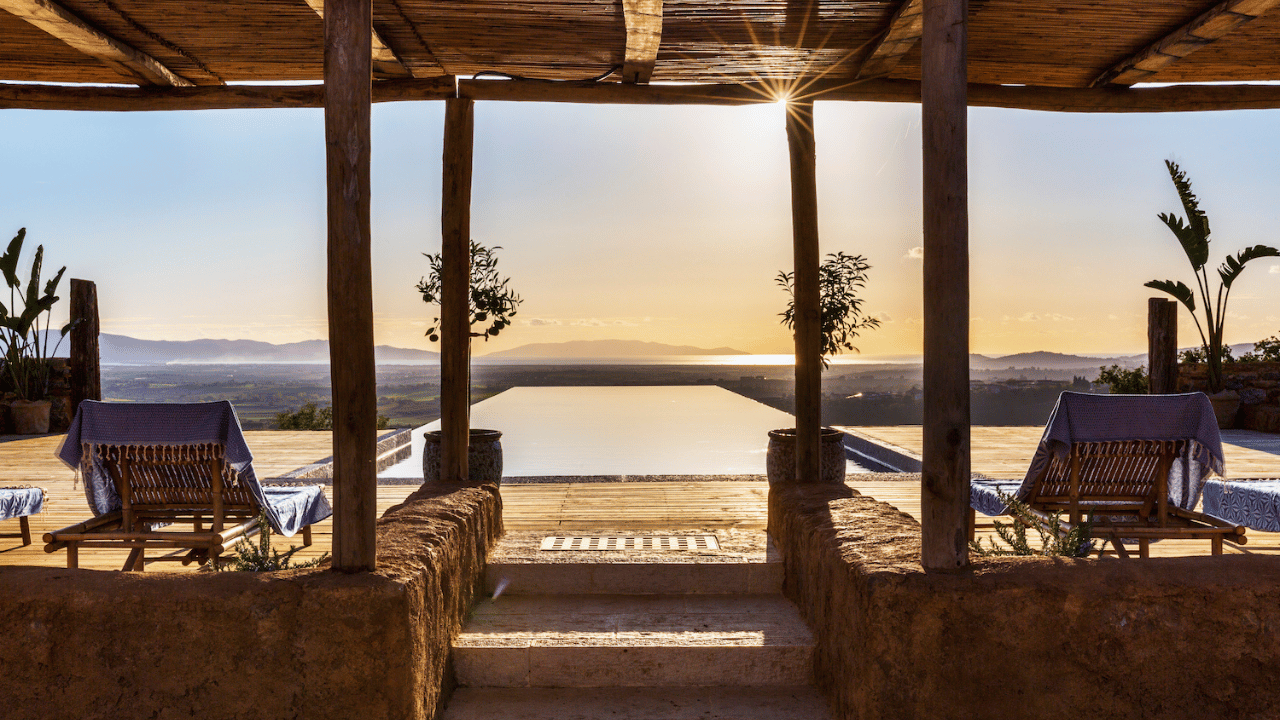 how to plan a destination wedding​