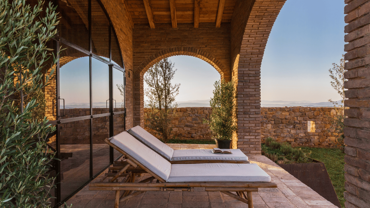 how to plan a destination wedding​