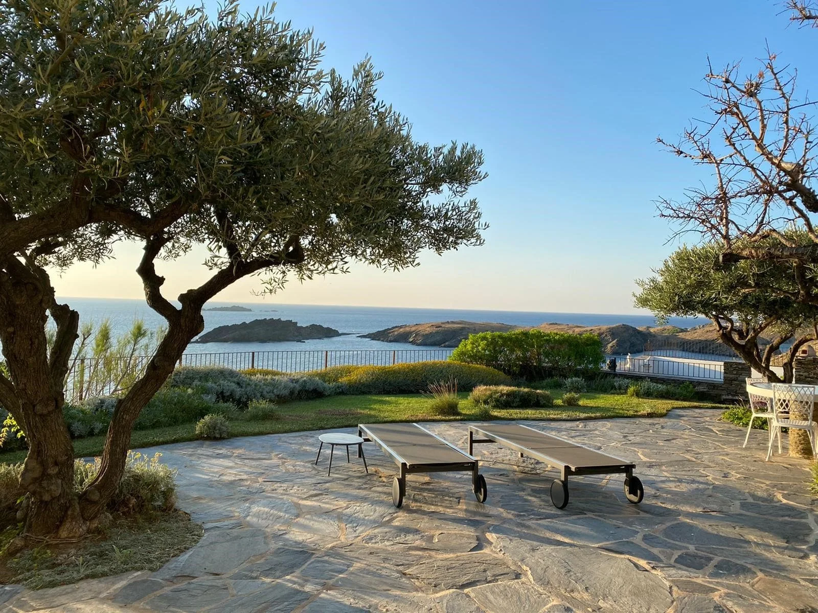 Mediterranean corporate retreat sea view