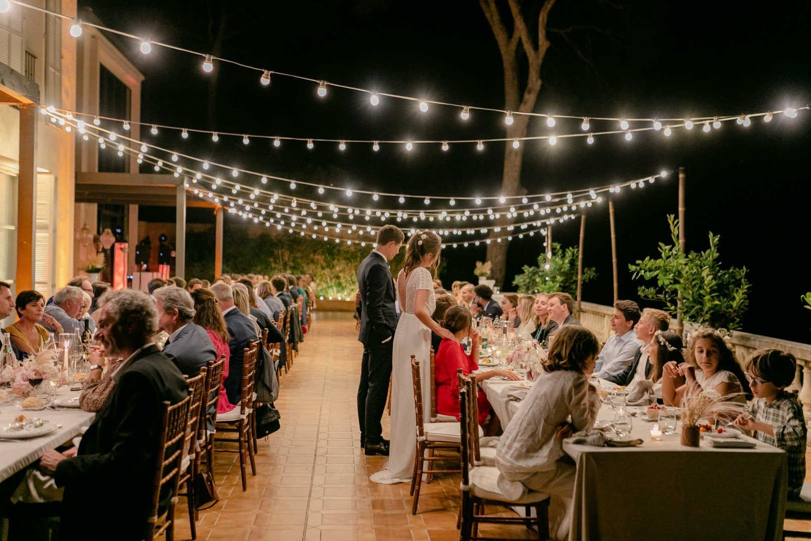 micro wedding in France dining table