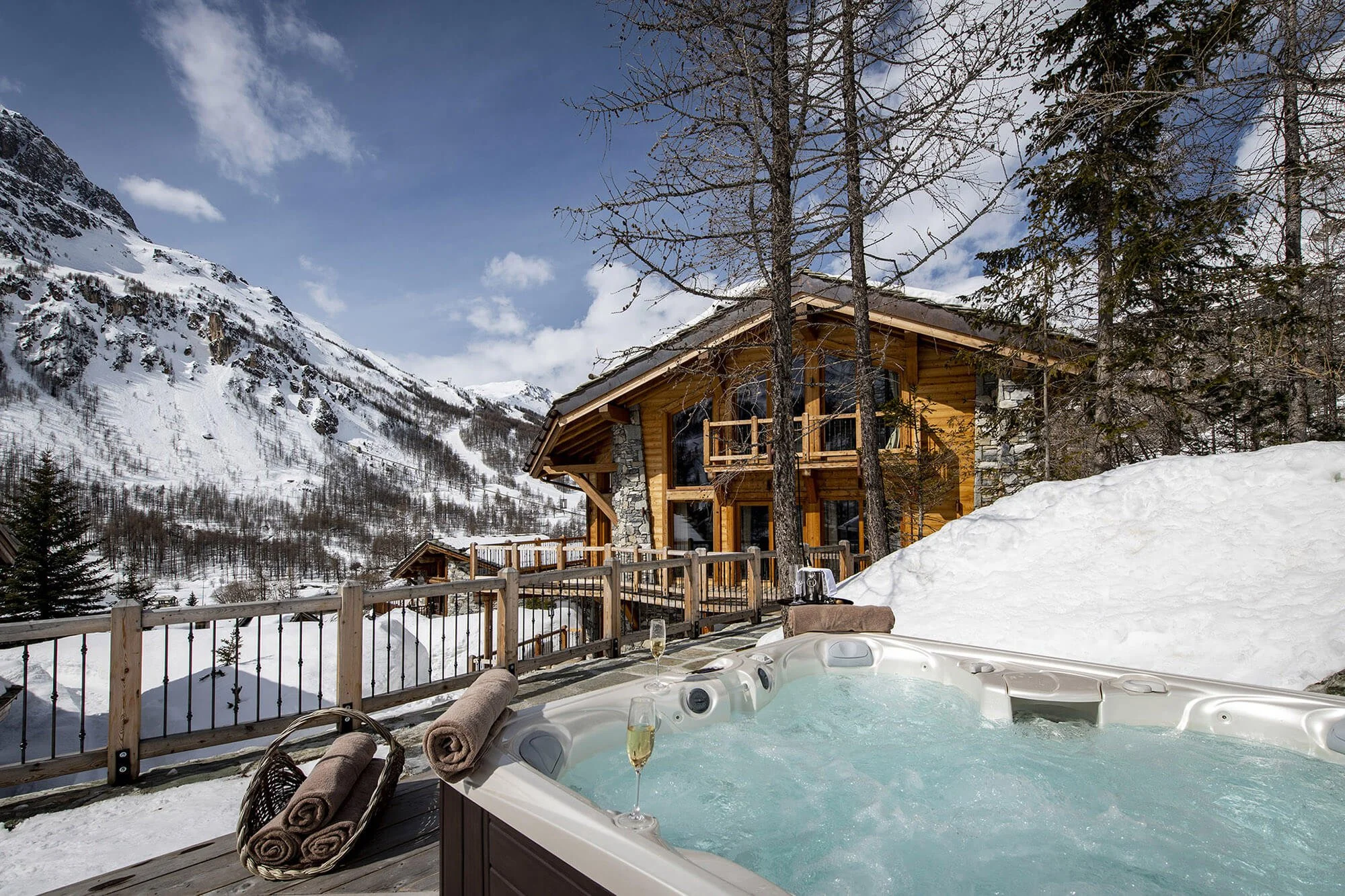 val d'isère la balme outdoor jacuzzi