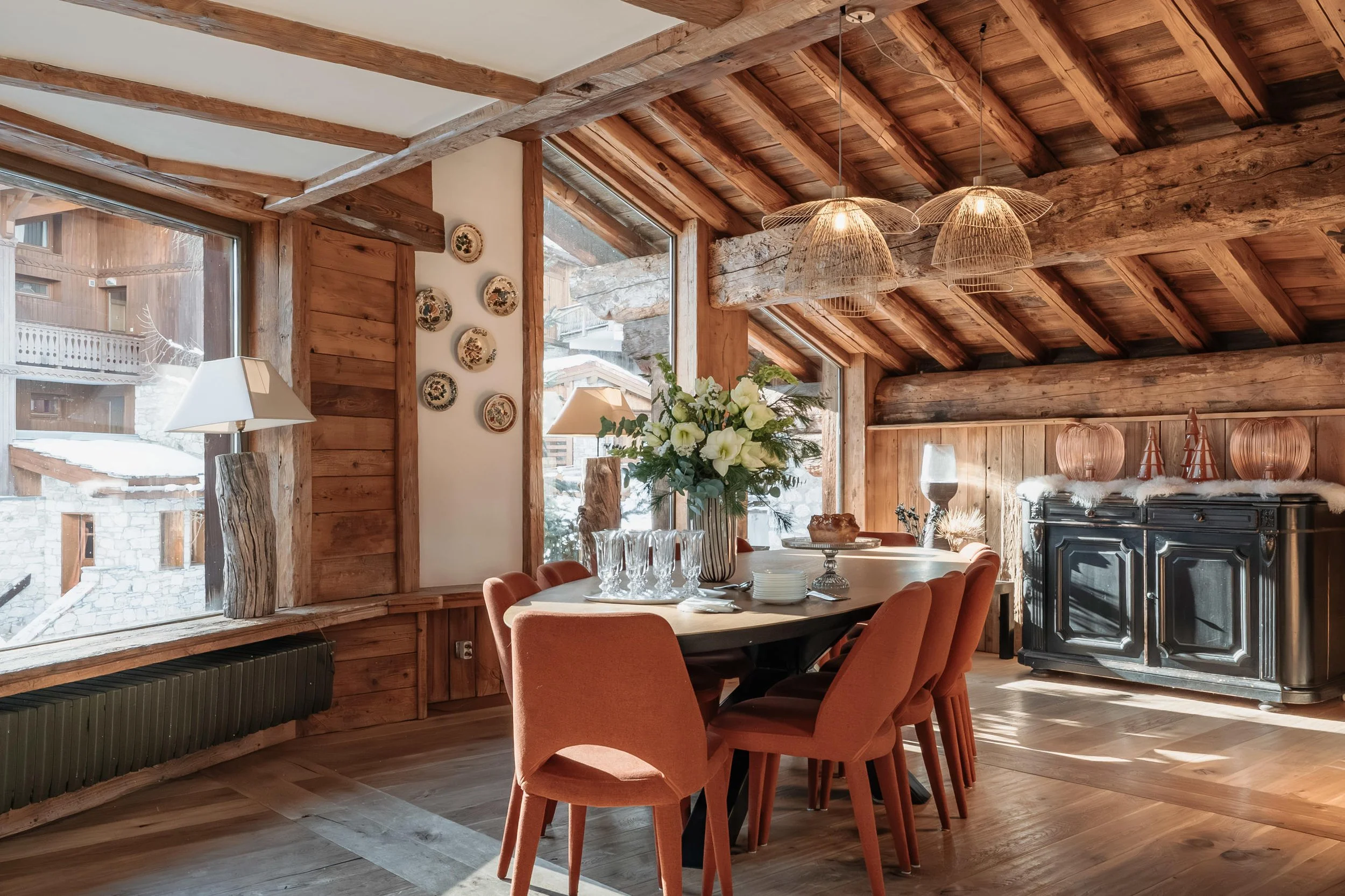 val d'isère rocher dining room