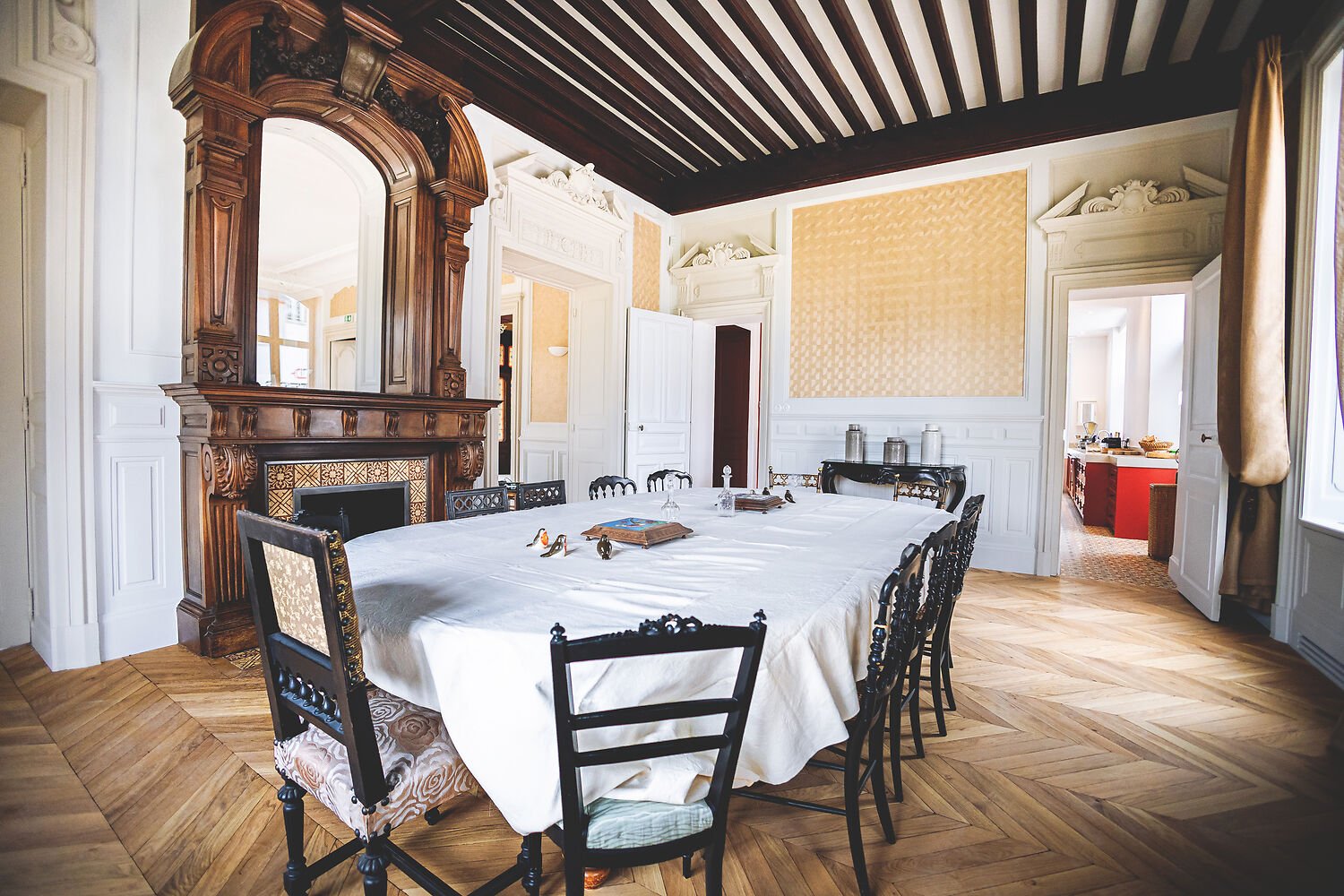 corporate retreat beaune living room
