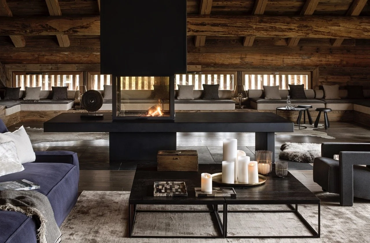 best luxury ski chalet to rent in La Clusaz lounge area