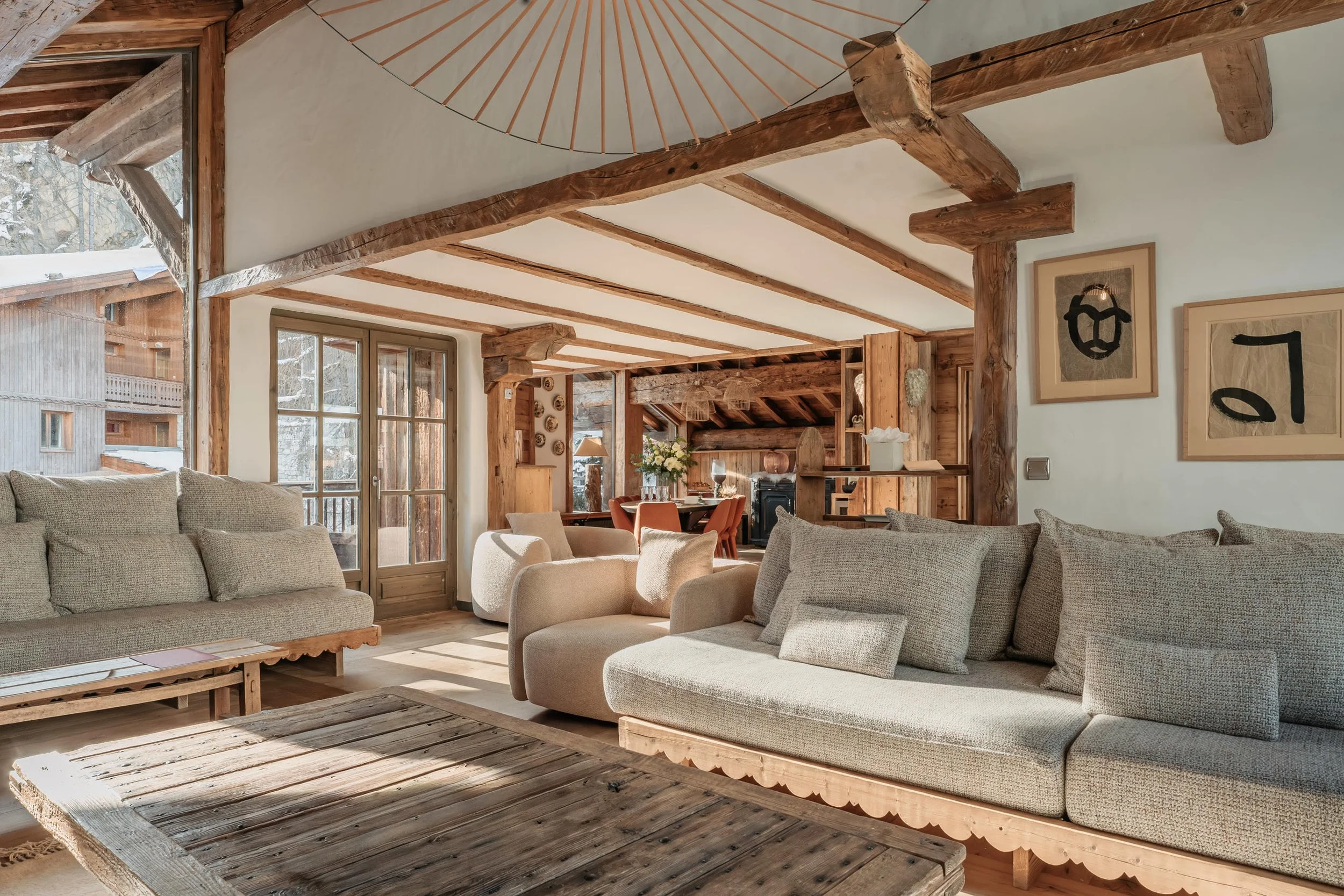 best luxury ski chalets to rent in Val d'Isère living room