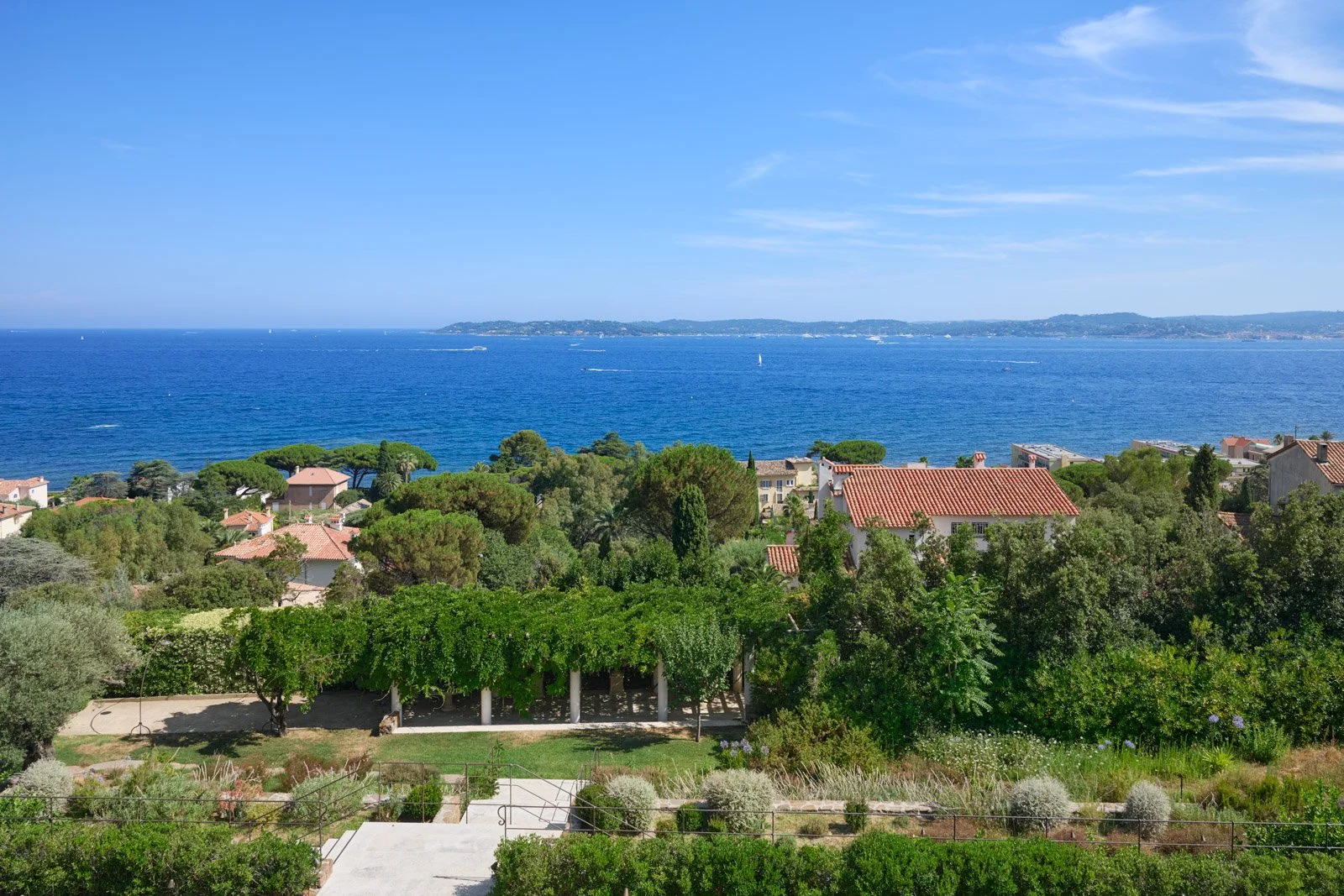 luxury wedding venue in South of France in Sainte-Maxime
