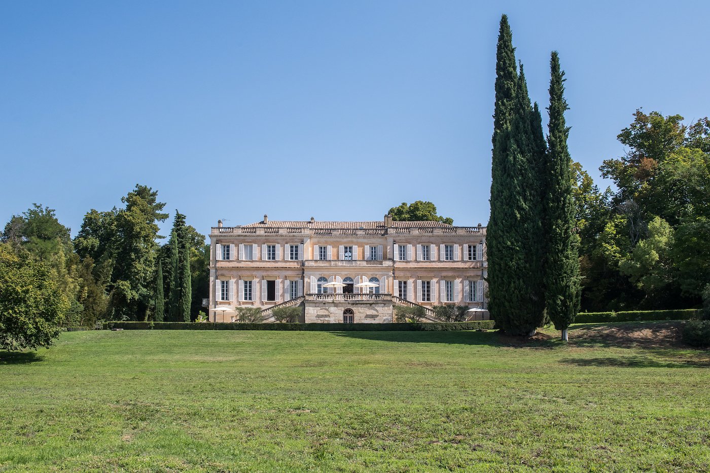 castle to rent in Europe 