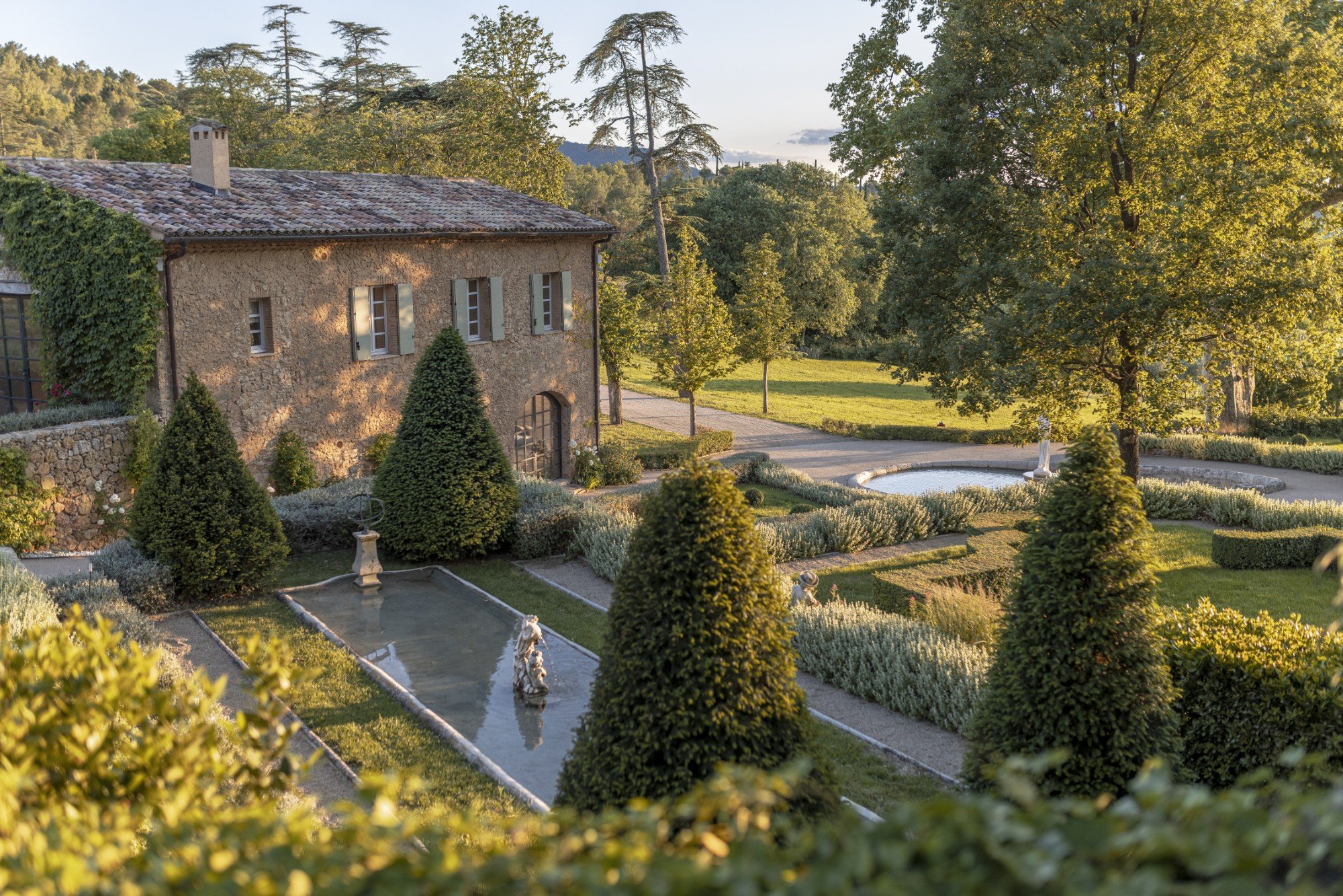castle to rent in Europe garden
