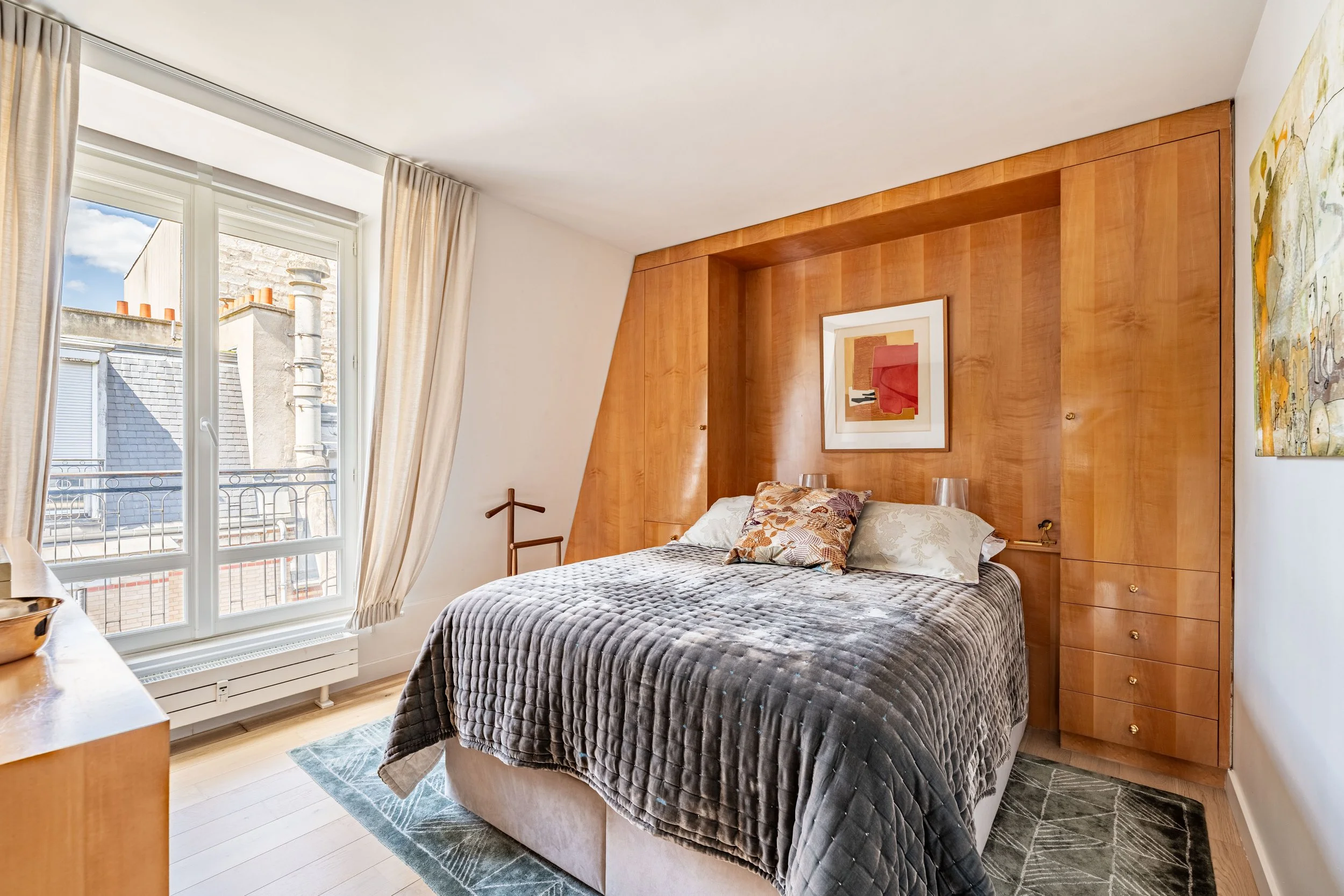 stunning mansion in France bedroom