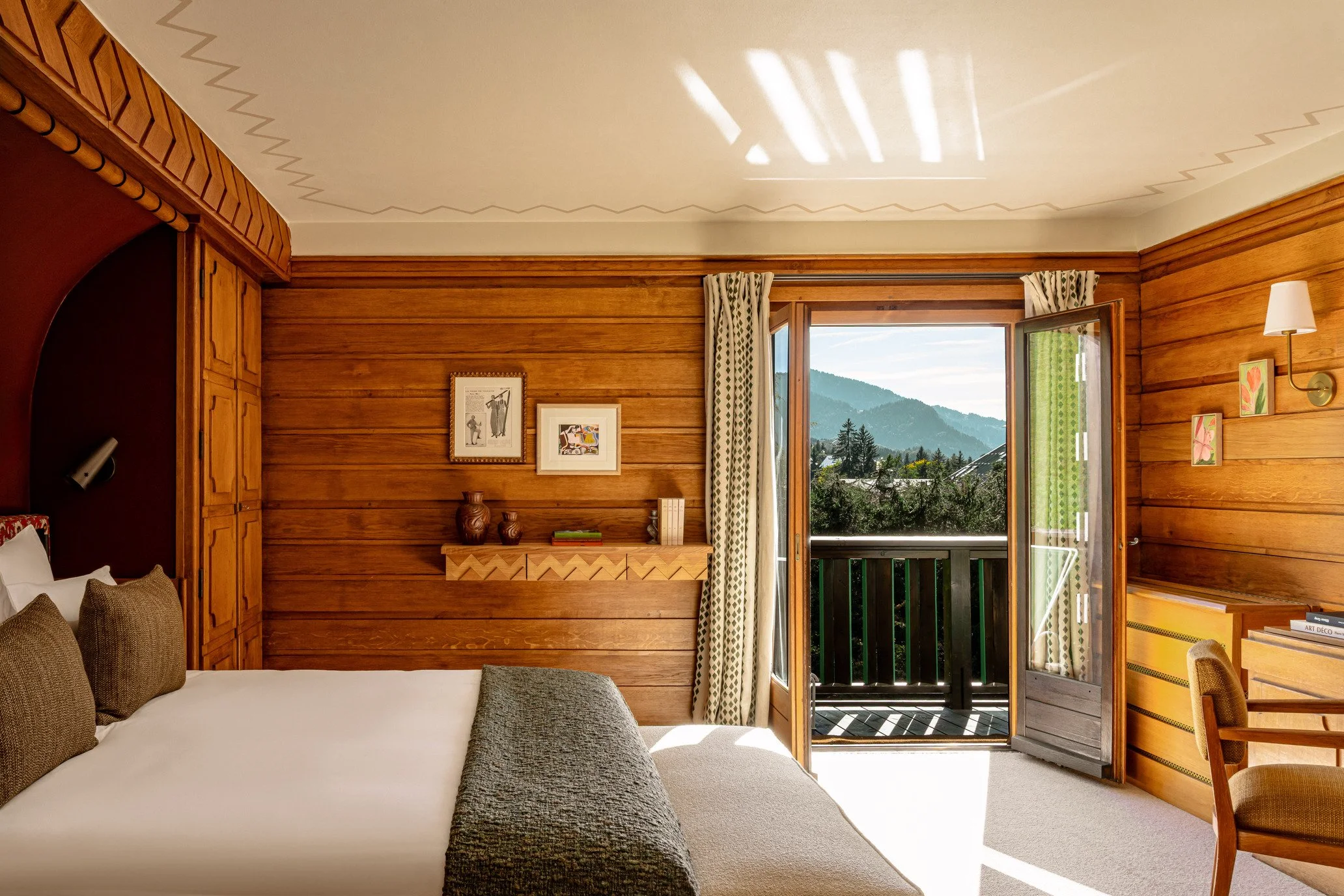 luxury chalet to rent in Megève bedroom