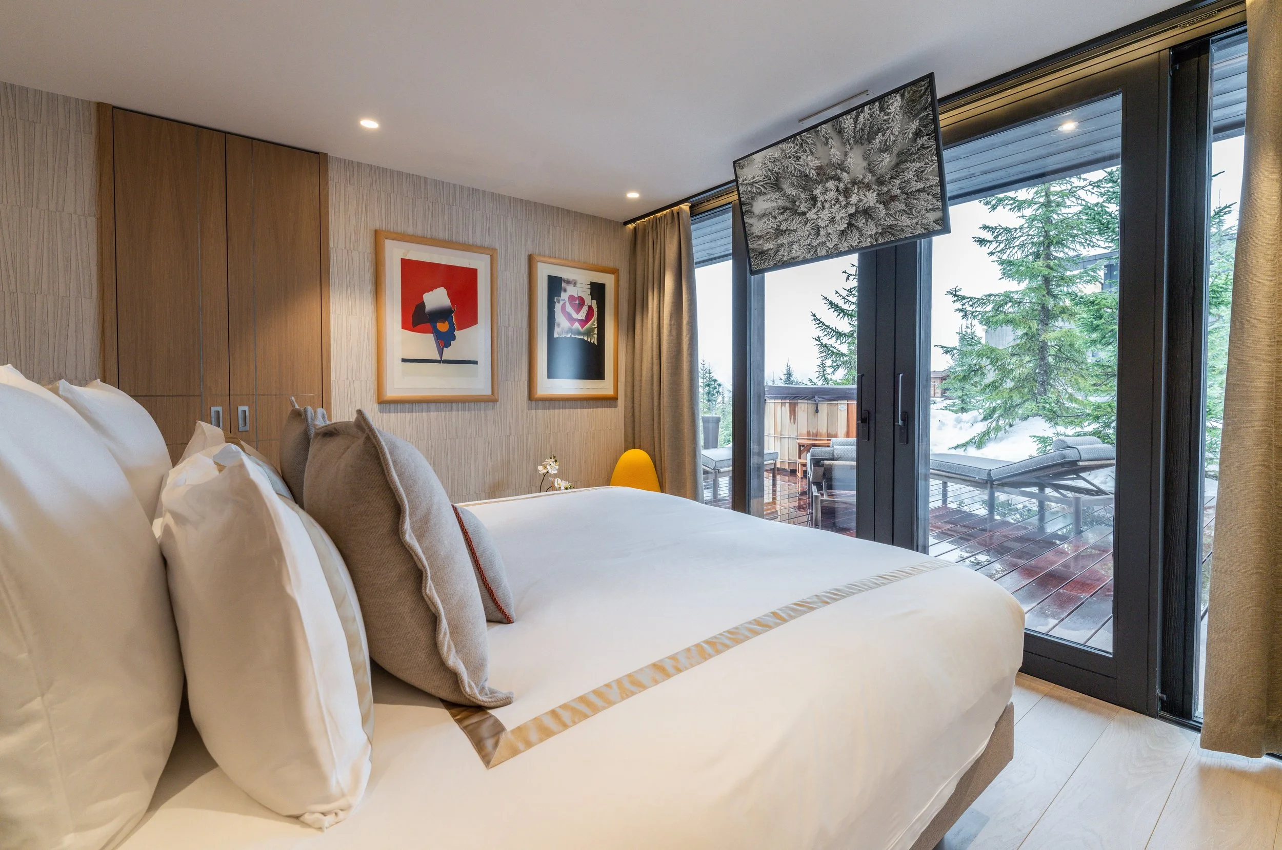 courchevel 1850 ecureuil luxury chalet bedroom