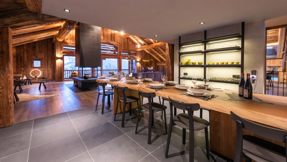 catered ski chalets dining room