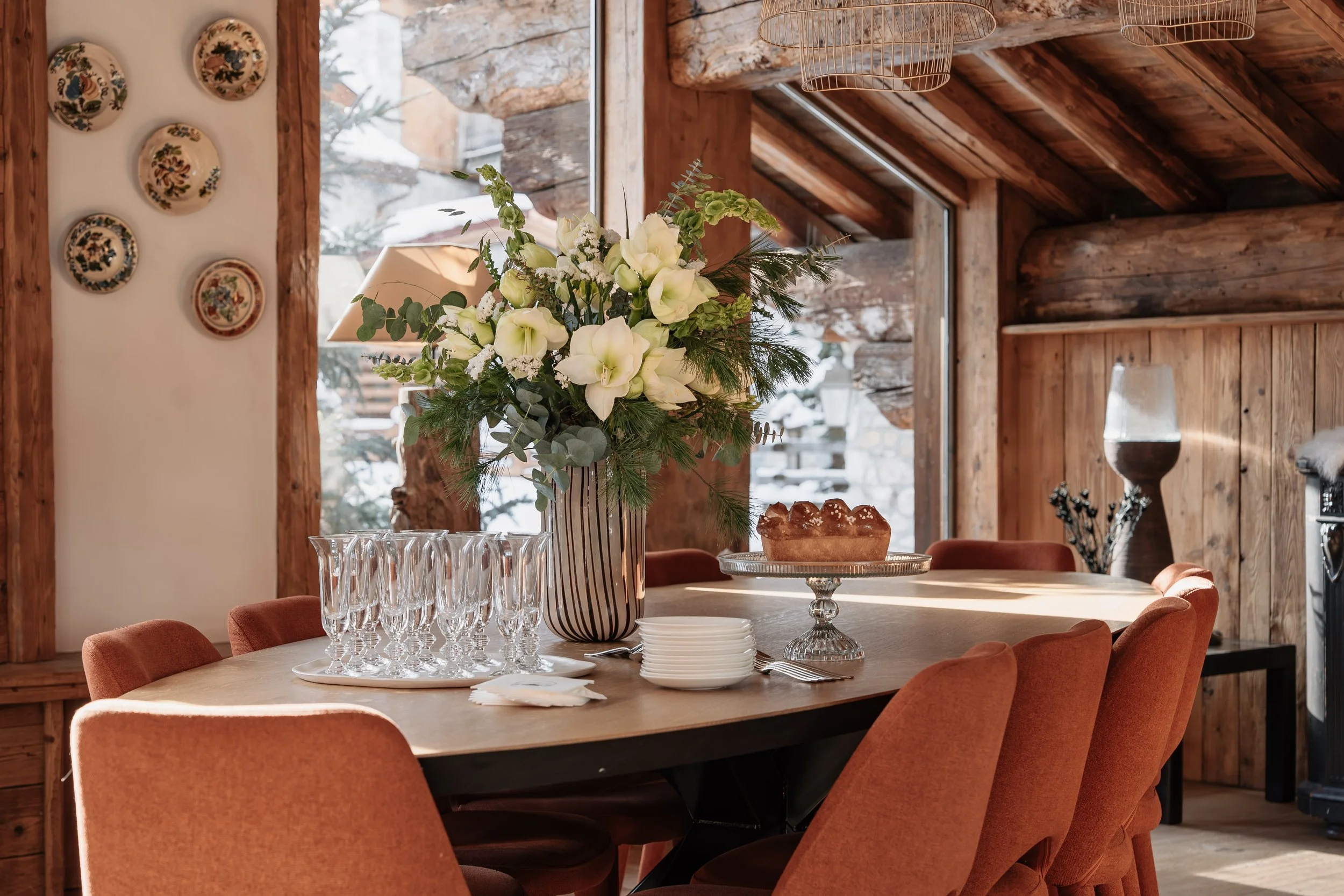 catered ski chalets dining room