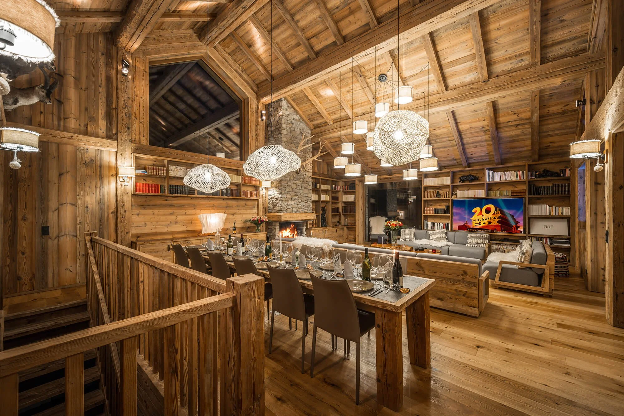 luxury chalet in Val d'Isère dining room