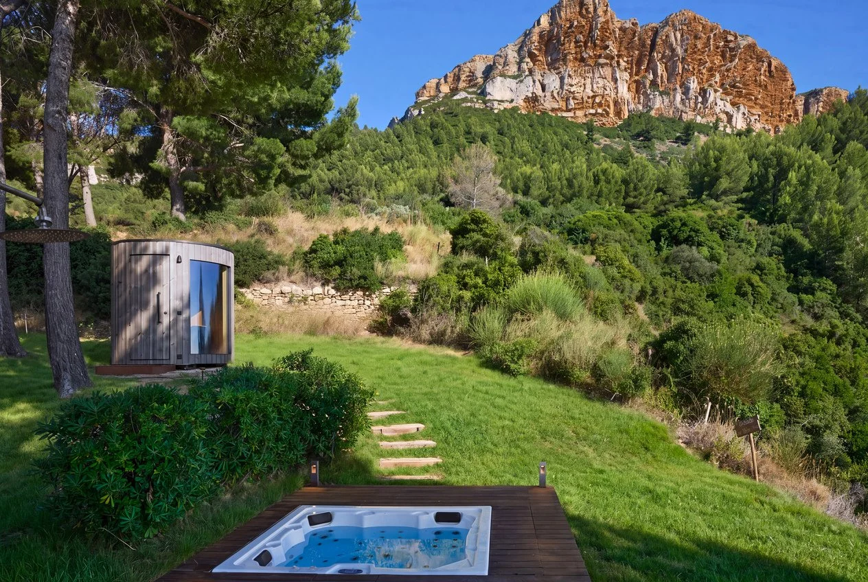 luxury villa in Cassis in South of France