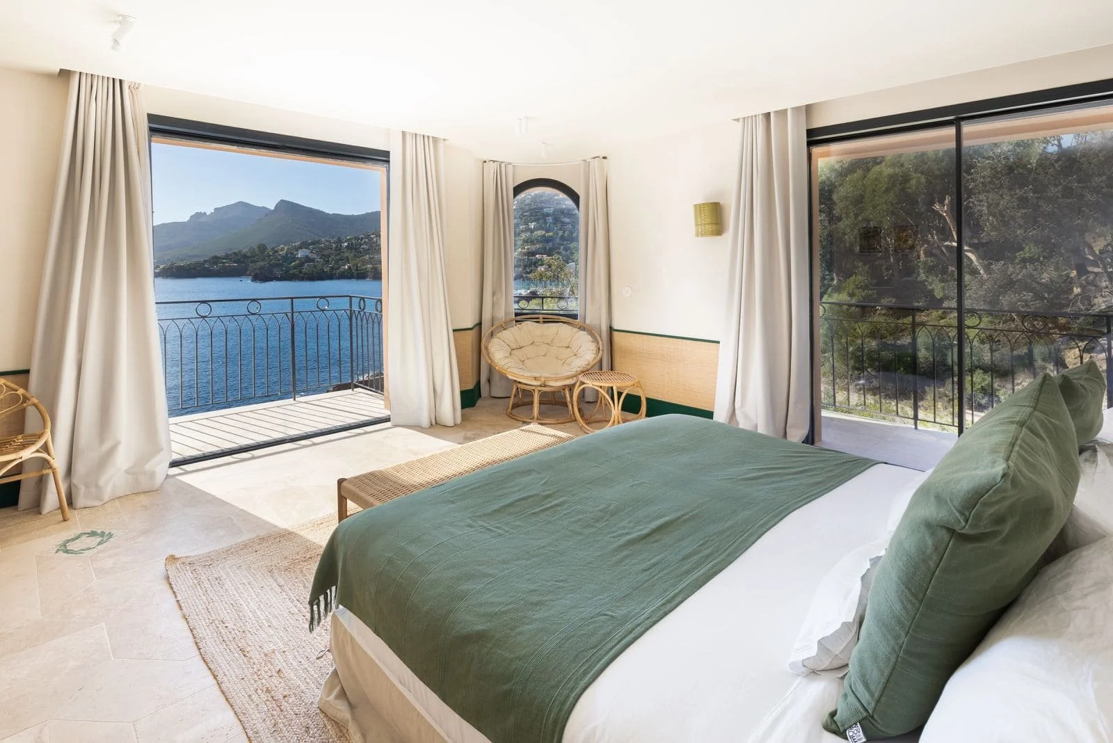 Wedding Theoule sur Mer bedroom