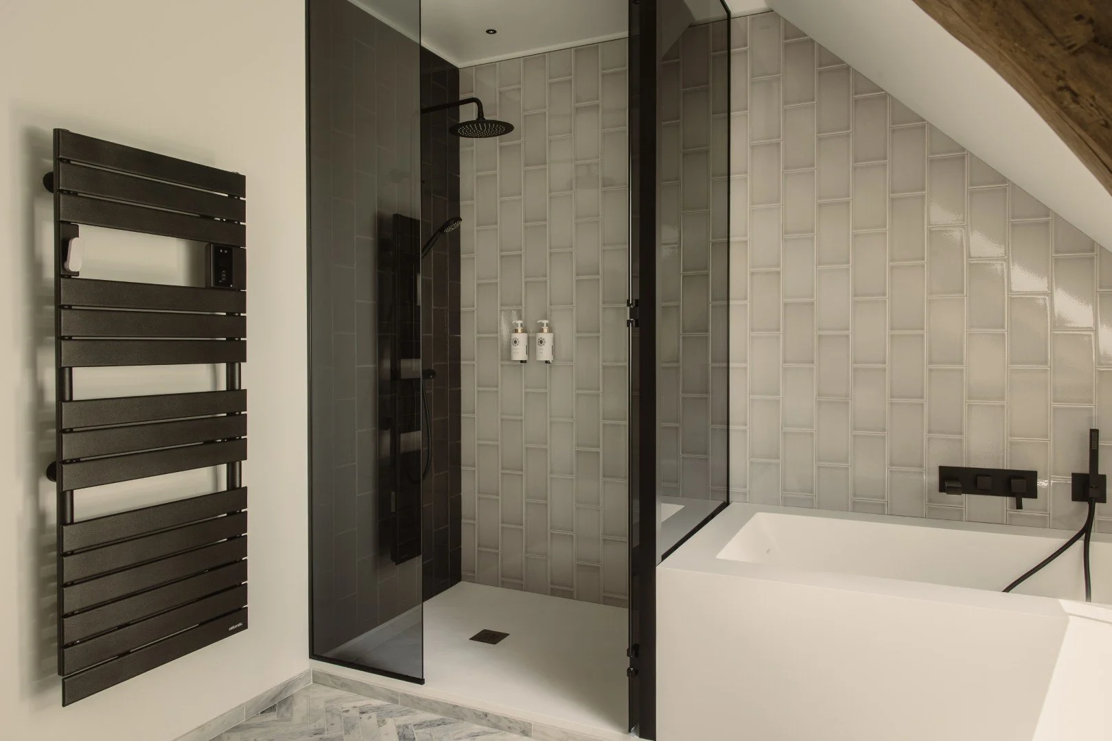 luxury villa vexin bathroom