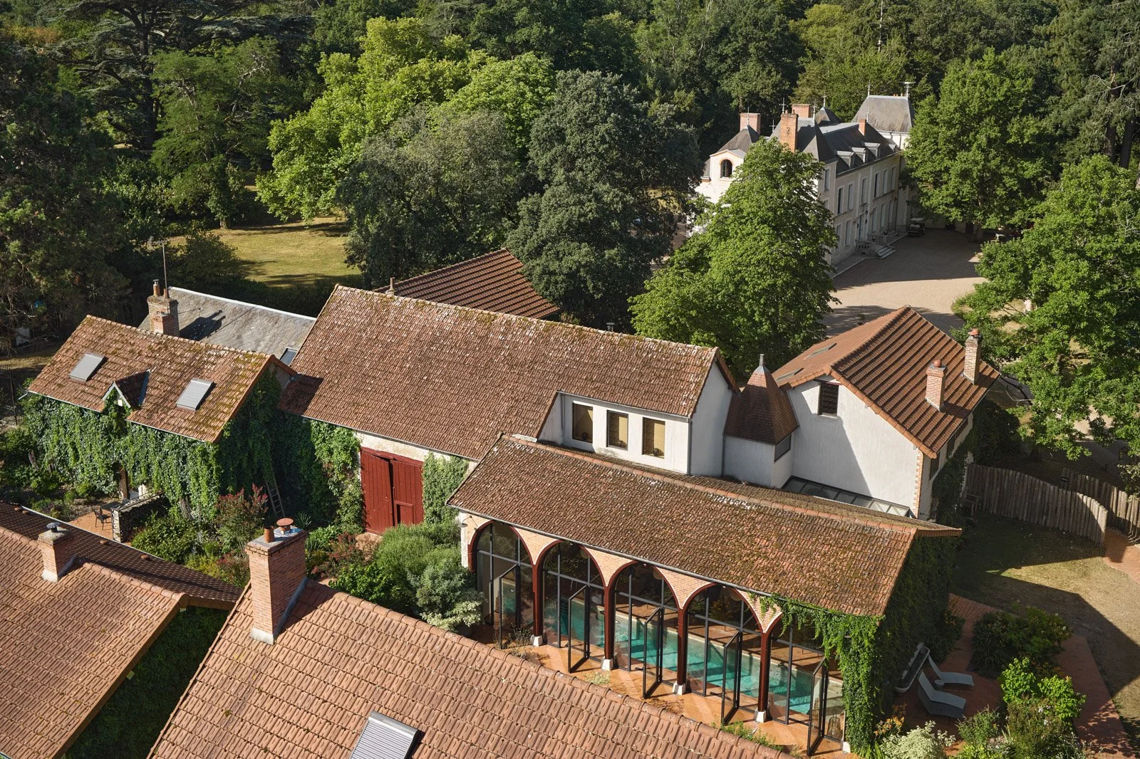 Luxury villa in Loire near Paris