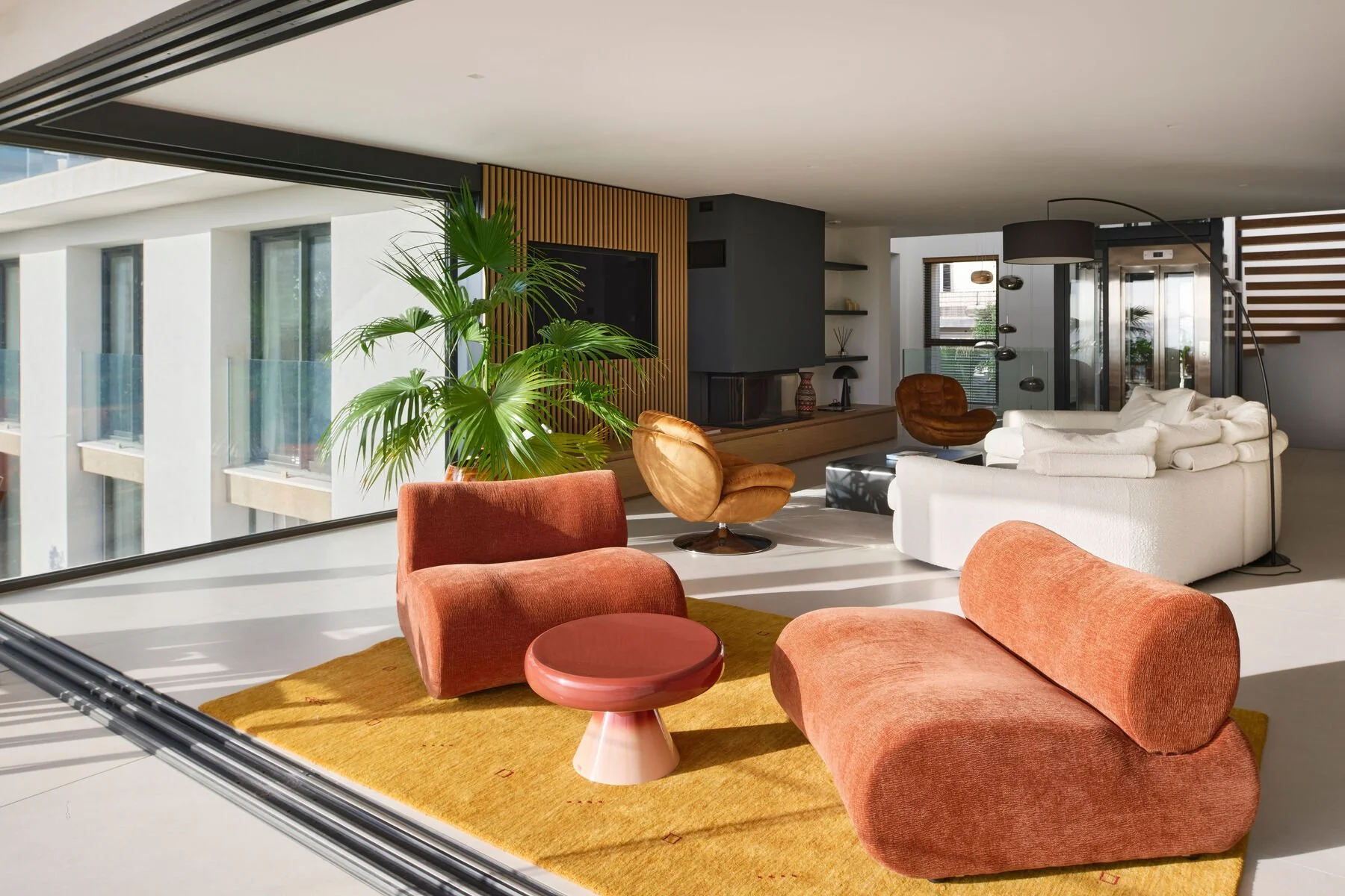 Luxury villa in La Ciotat living room