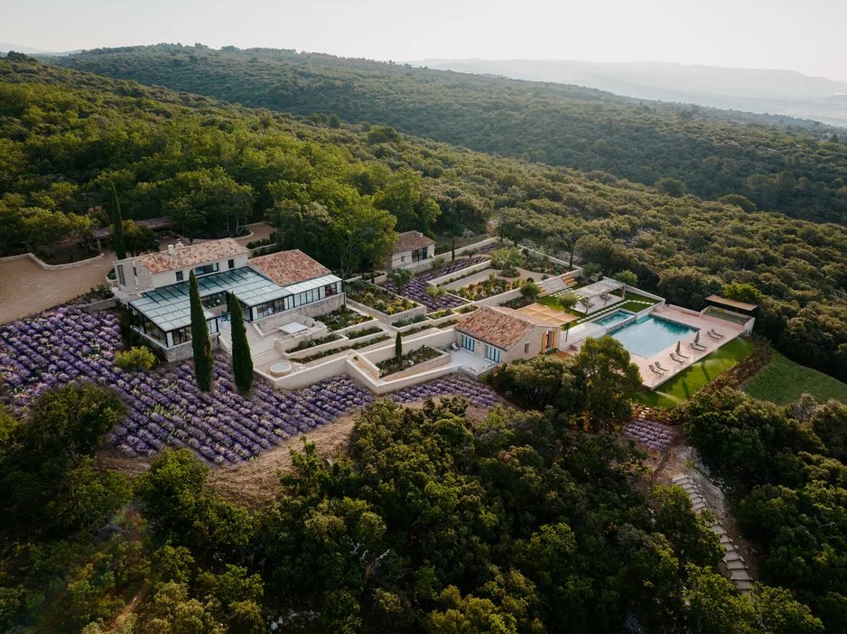 Luxury villa for rent in Provence in Gordes