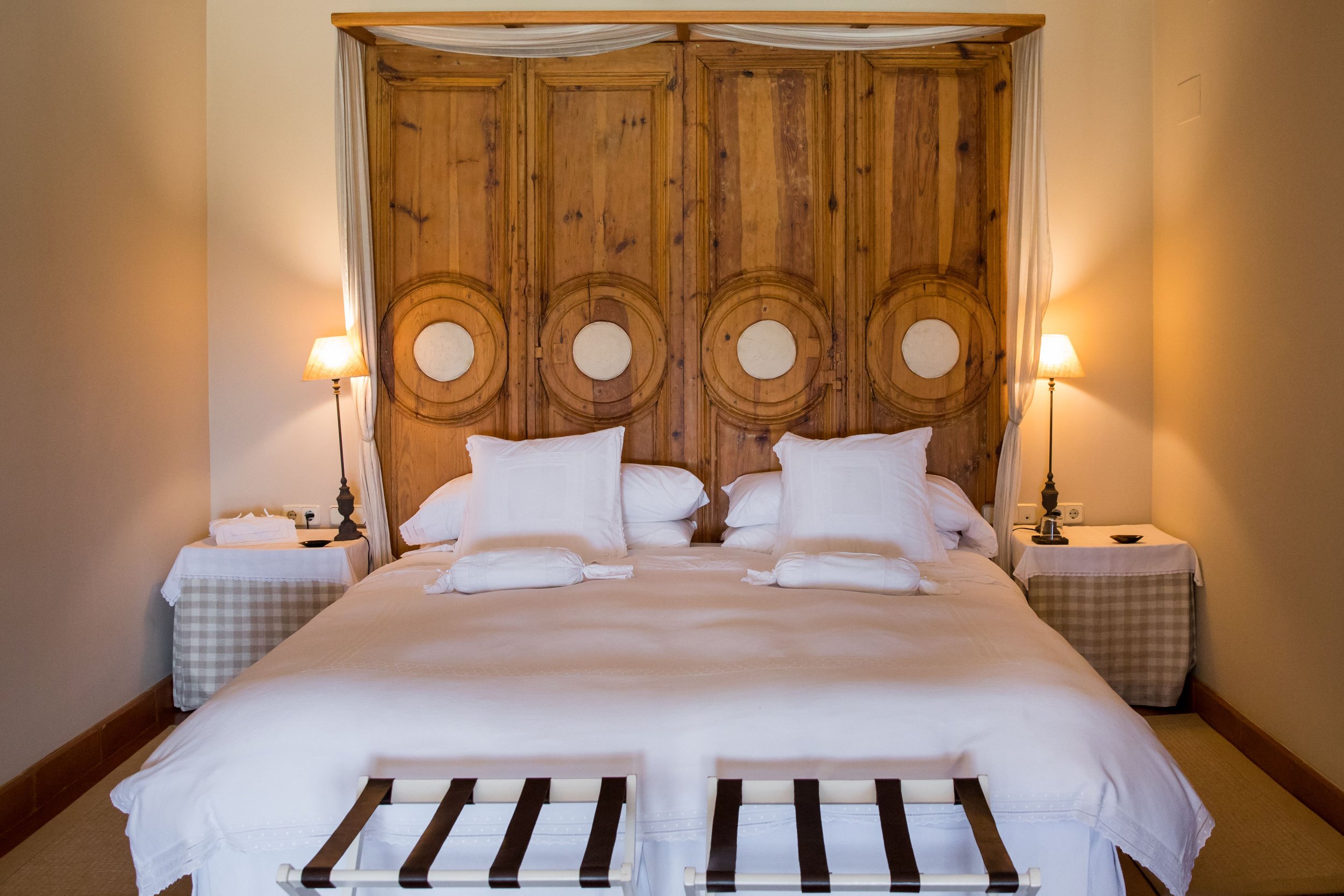 luxury villa Castille bedroom