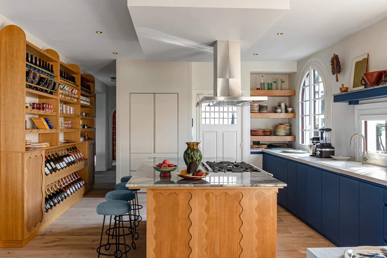 Luxury villa for rent in Hossegor kitchen