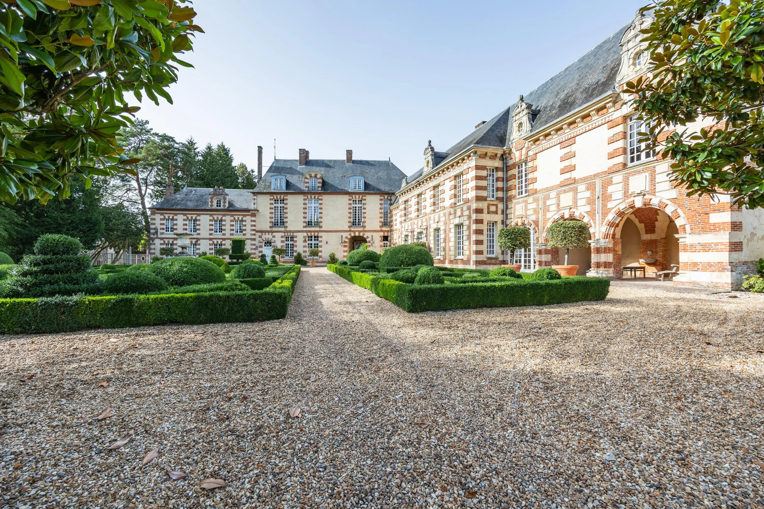 multi family homes for rent​