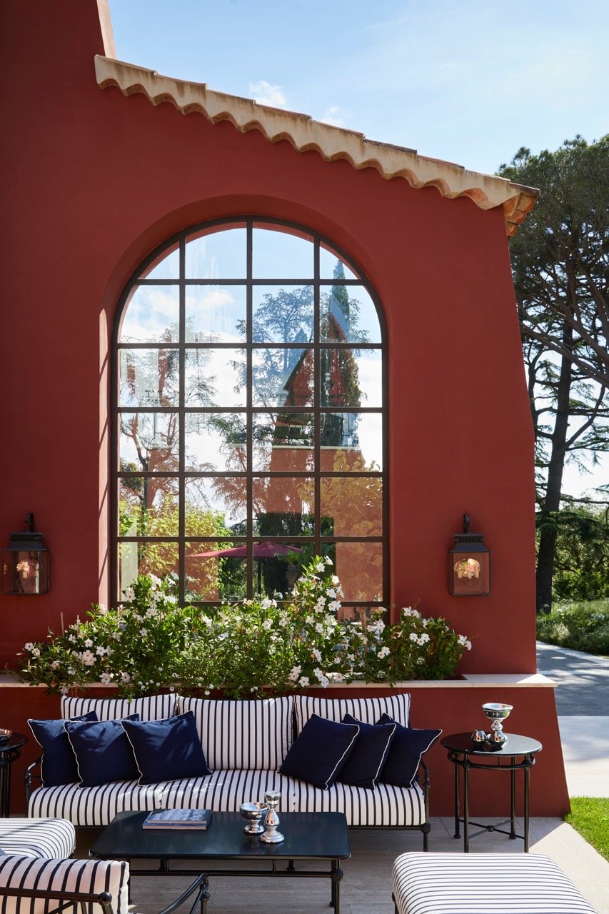 vineyard vacation rentals in France terrace