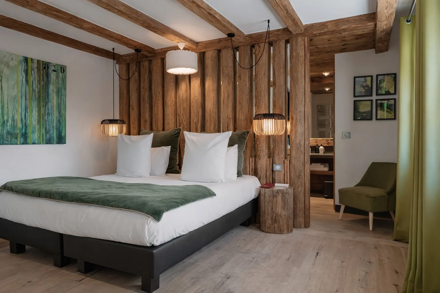 luxury chalet val d'isère bellevarde bedroom