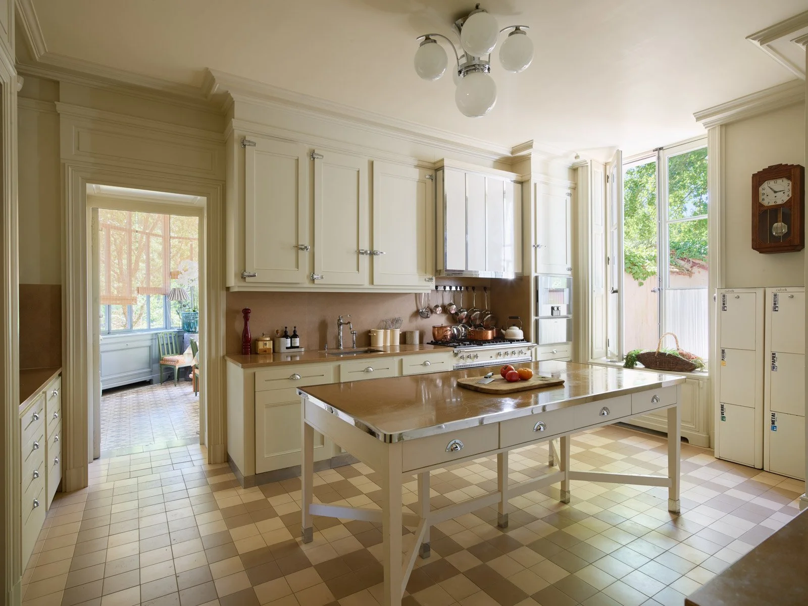 Luxury villa in Loire near Paris