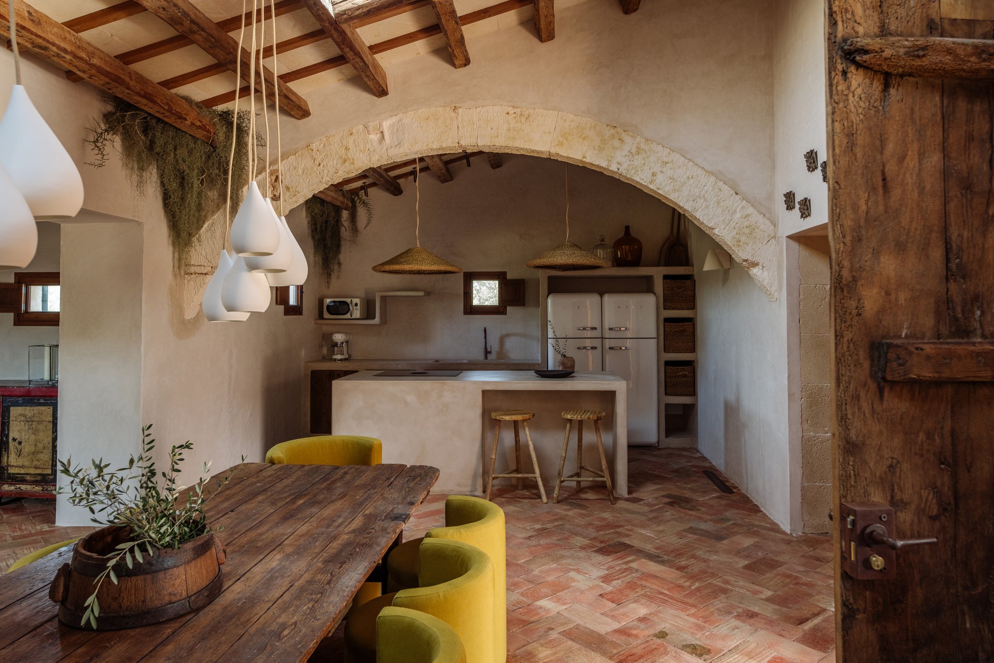 Luxury villa for rent in Menorca Santa Ana kitchen
