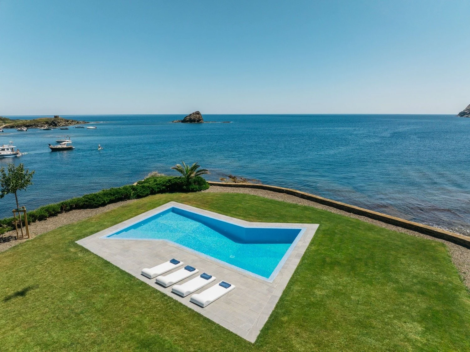 Luxury villa cadaques oliveres swimming pool
