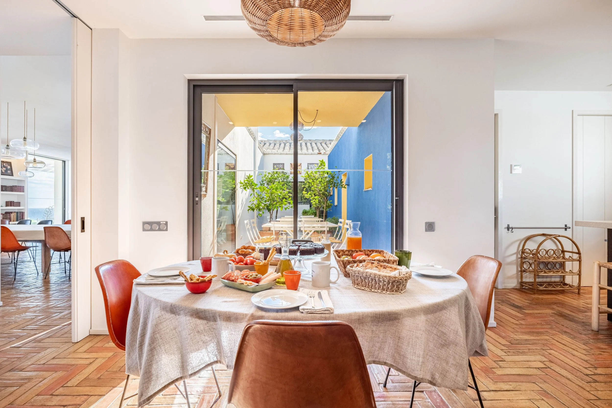 luxury villas in Europe kitchen