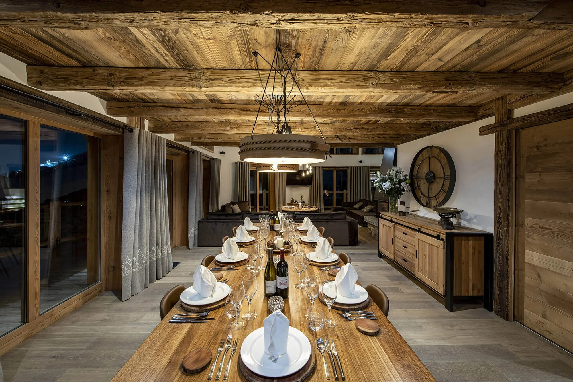 catered ski chalets dining room