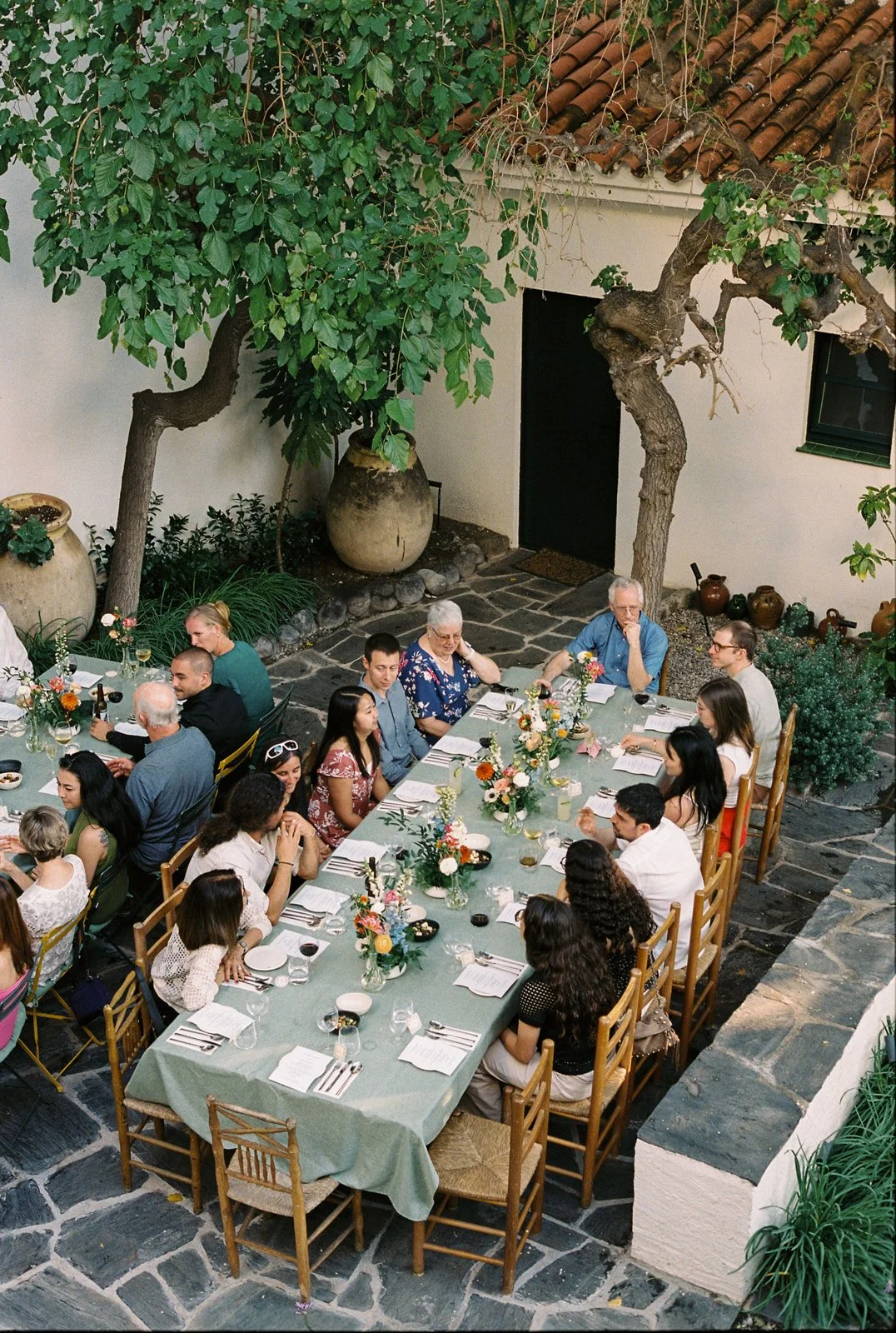 wedding in spain reception in the garden
