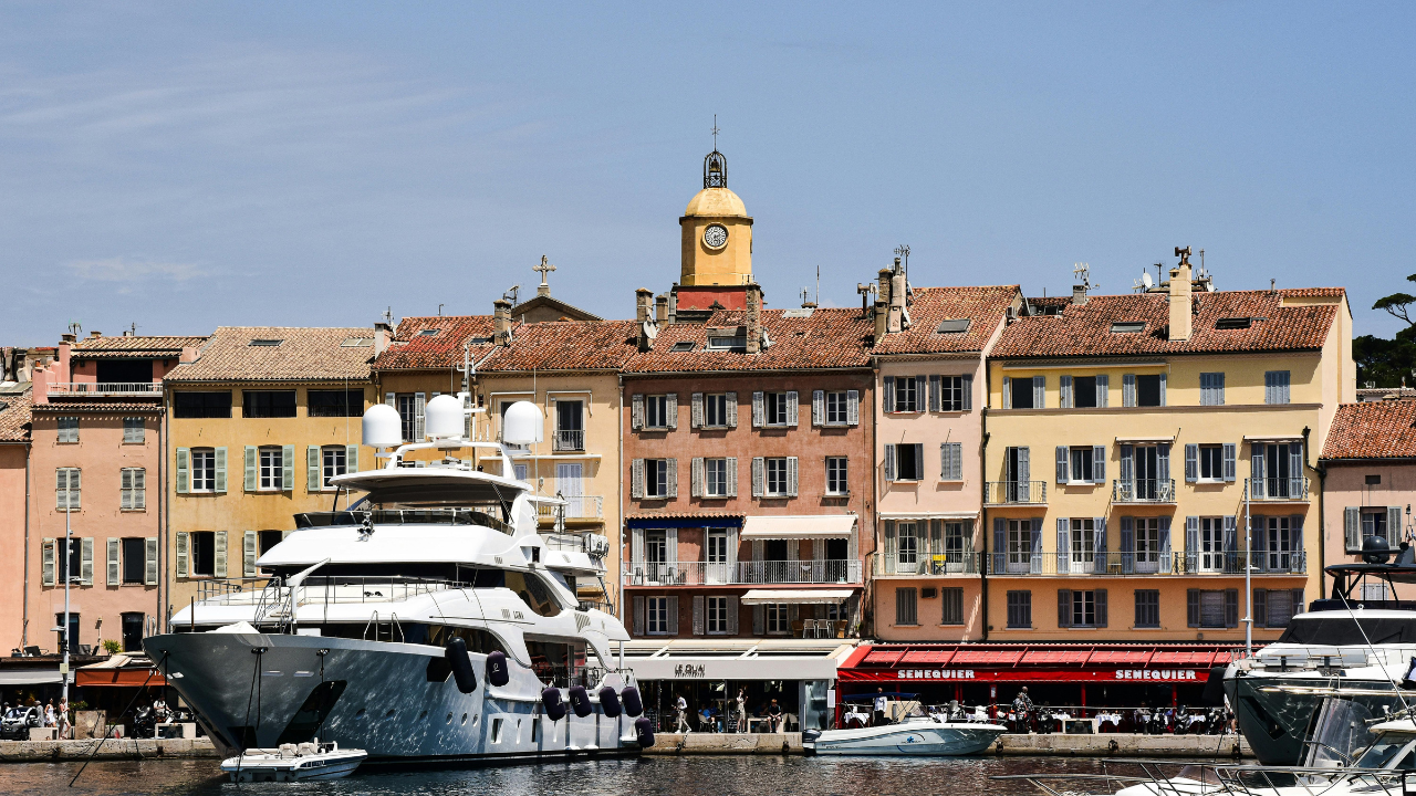 saint-tropez the complete guide