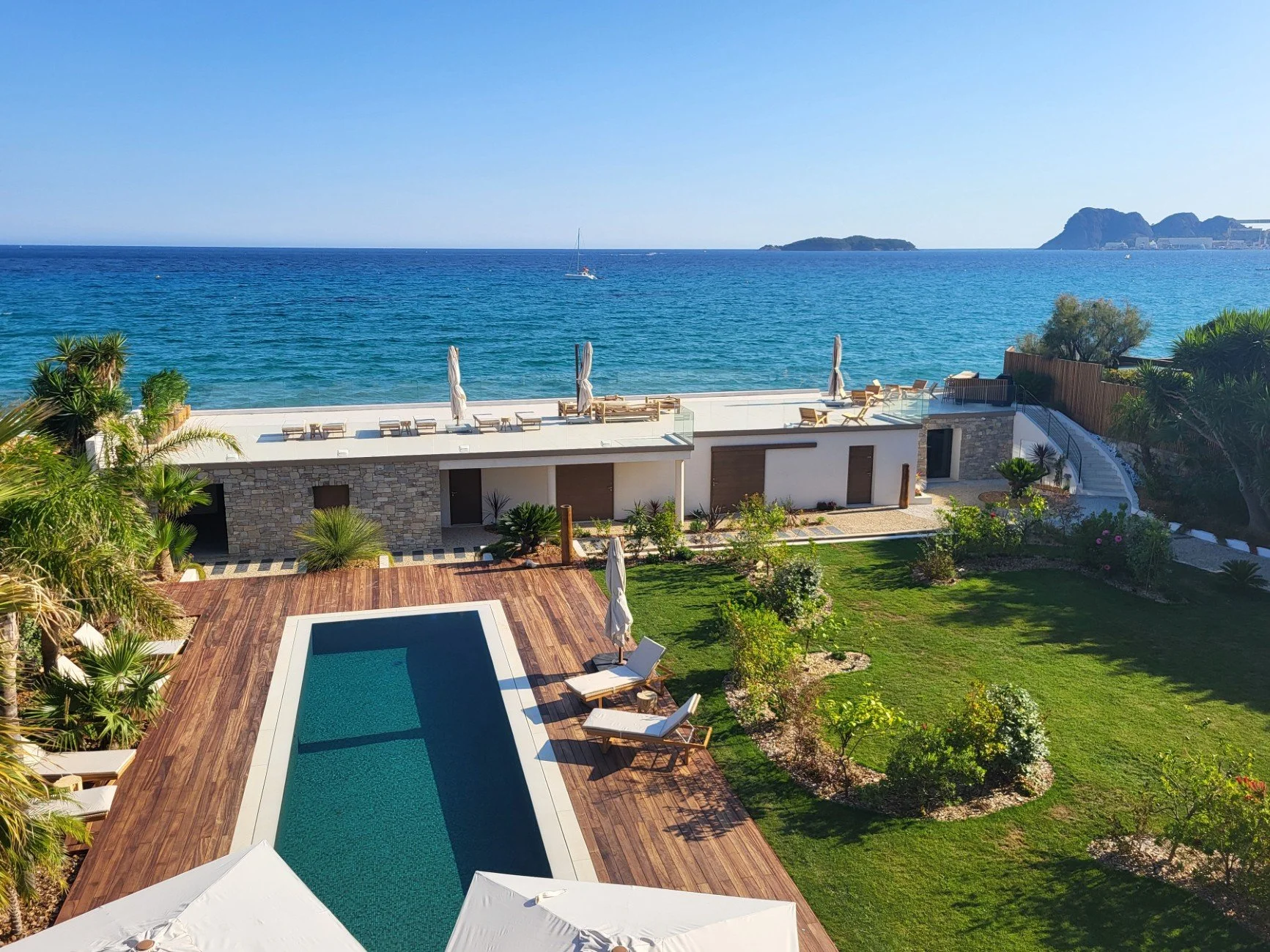 Luxury villa in La Ciotat garden with sea view