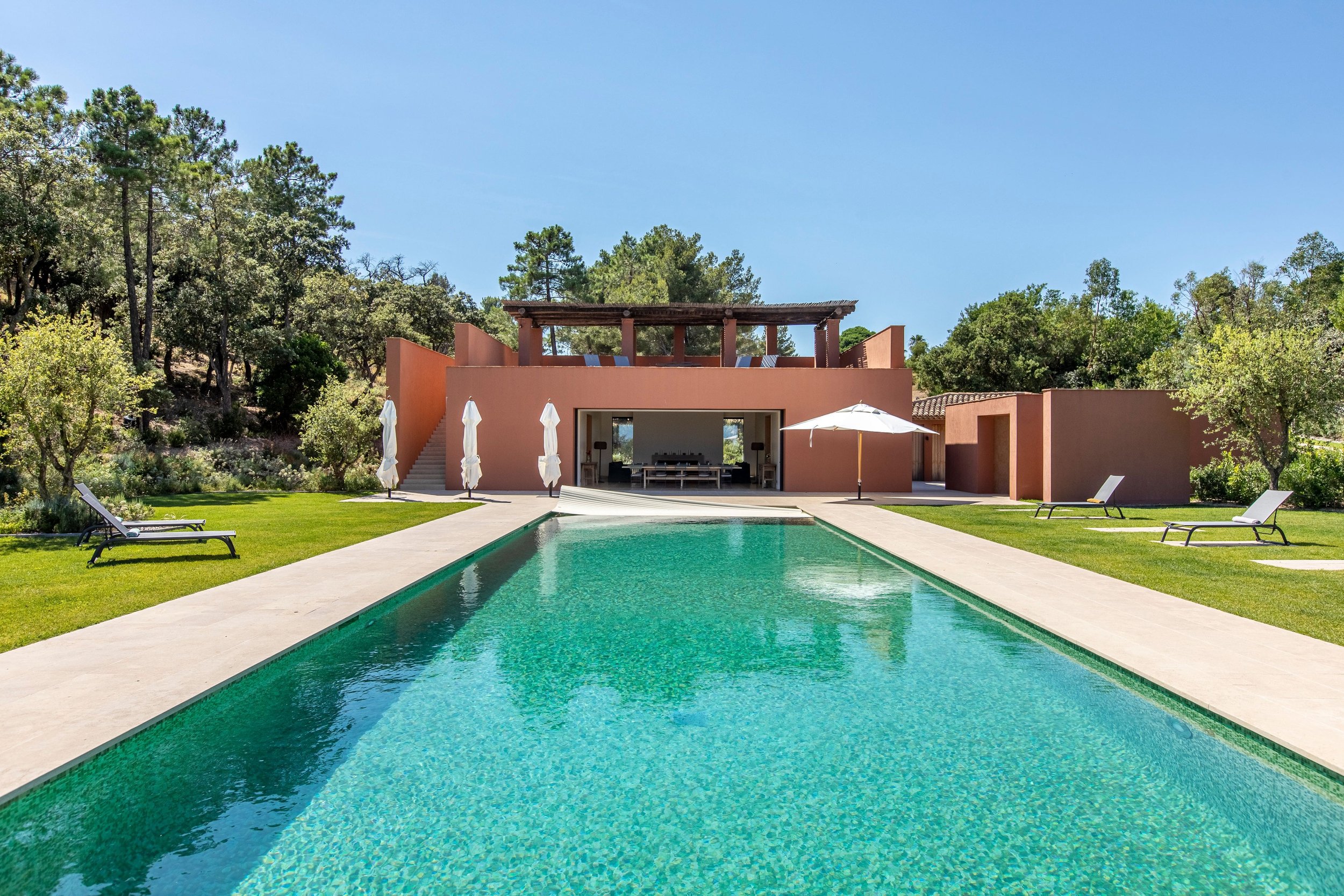 villa beauvallon swimming pool