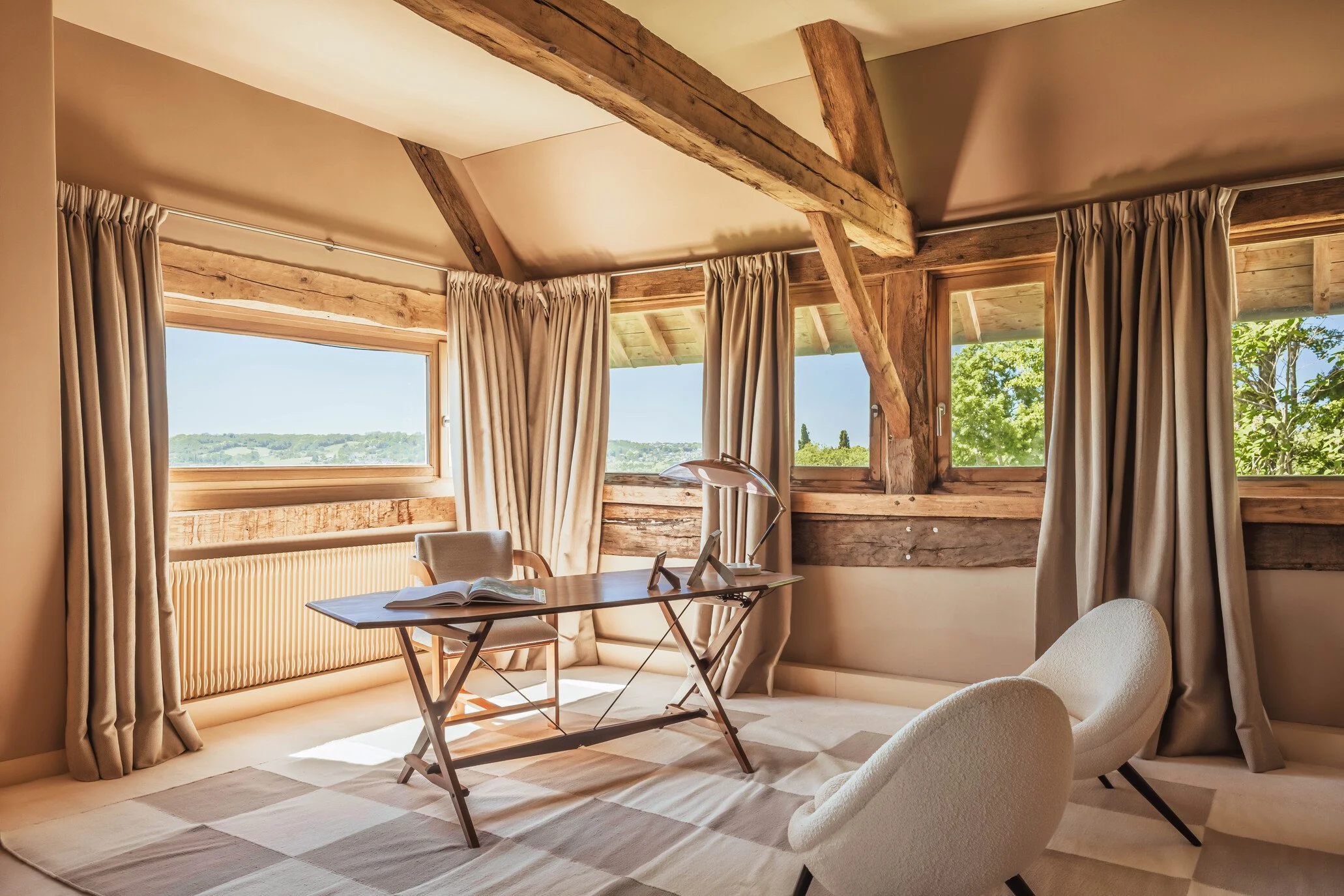 Luxury villa Bonneville bedroom