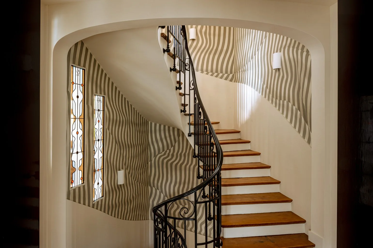 luxury home for rent in Paris Montmartre
