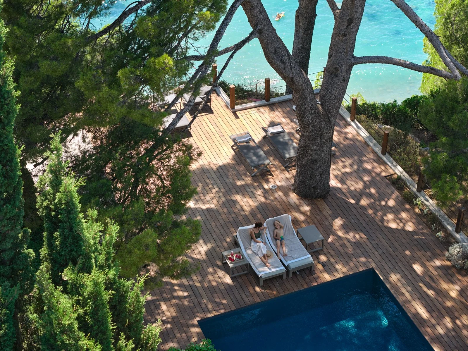 plan seamless luxury family vacation france​