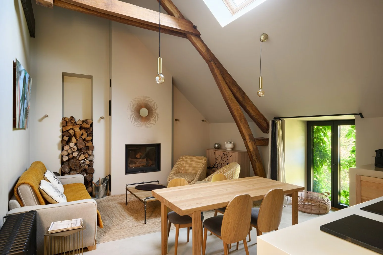 Luxury villa in Loire near Paris