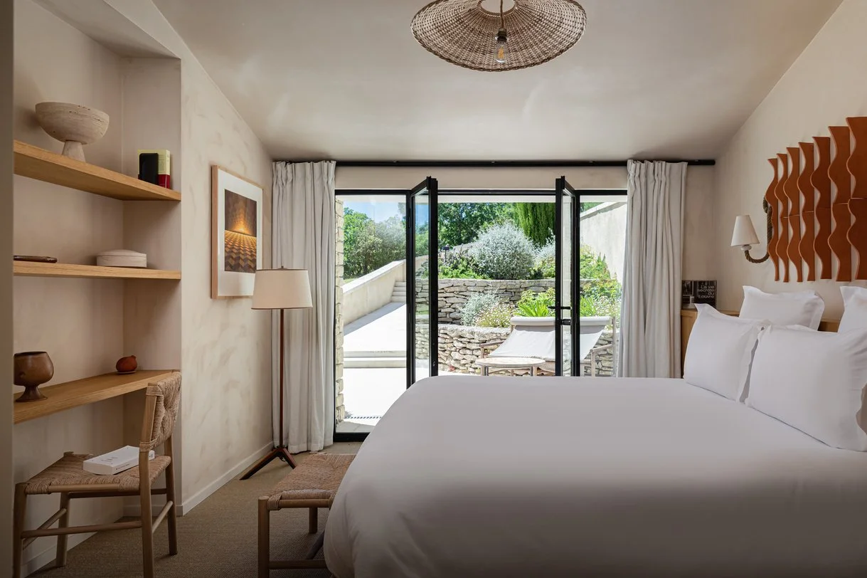 Luxury villa for rent in Provence in Gordes bedroom