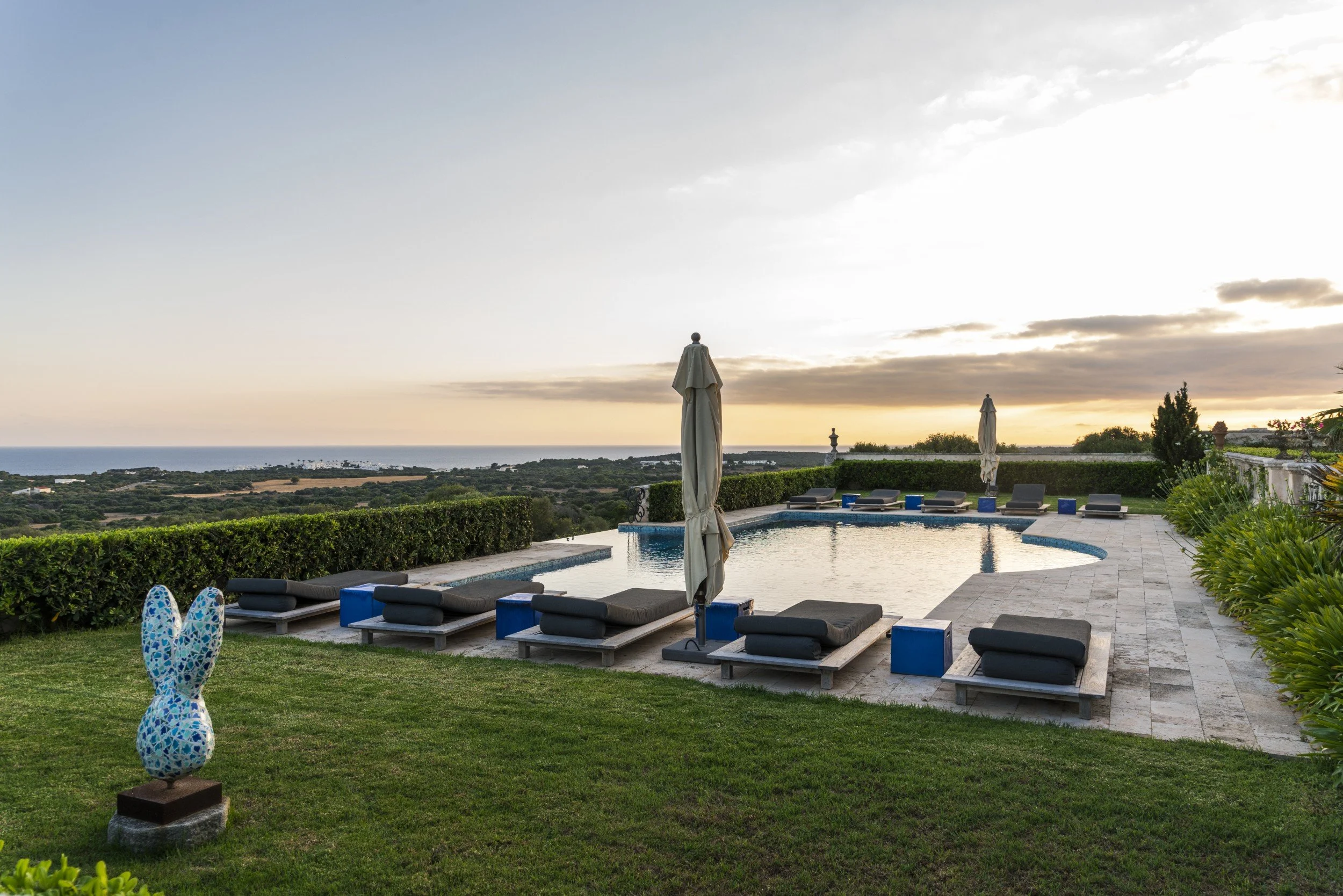 wedding in Menorca Canutells outdoor pool