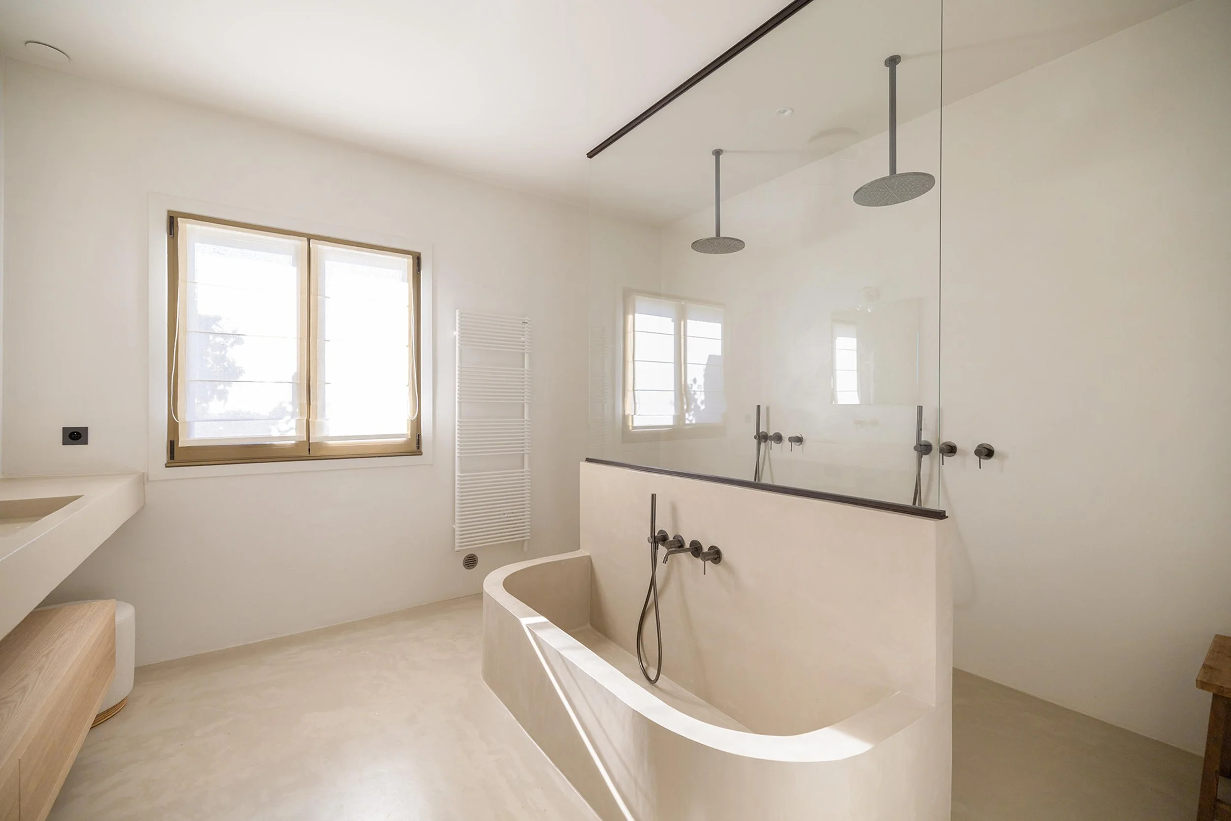 Luxury villa Bormes les Mimosas bathroom