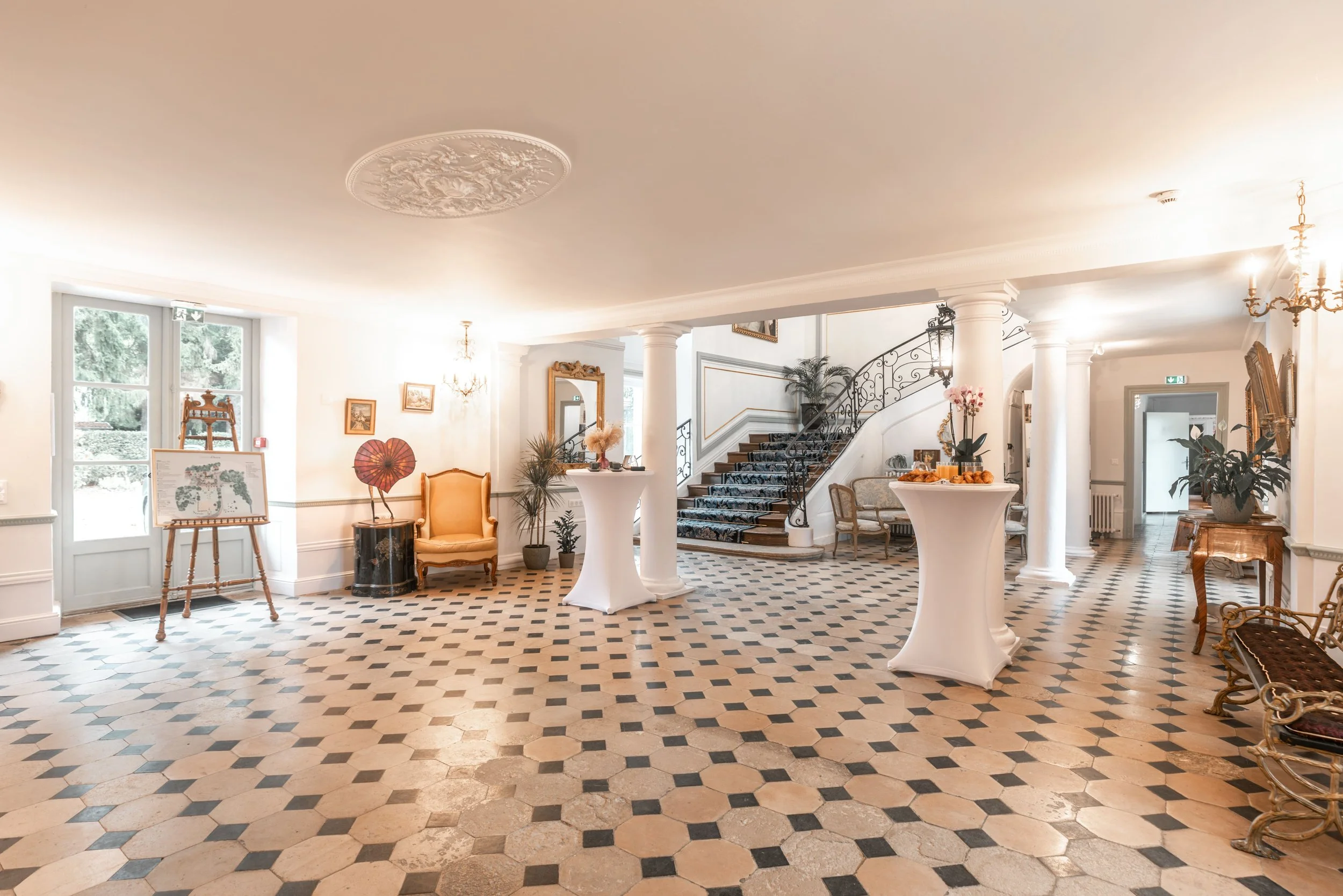 corporate retreat in a château in Vernon hall