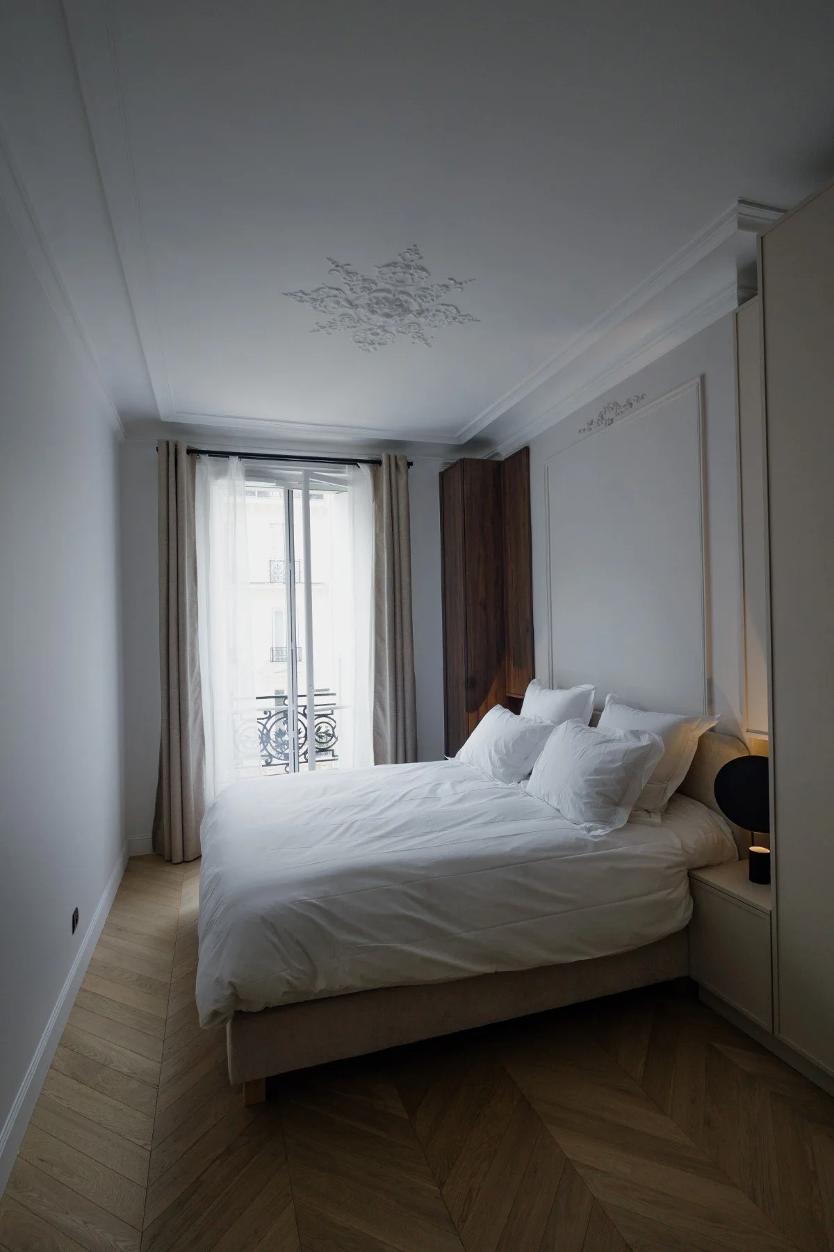 luxury apartment in the 6th bedroom